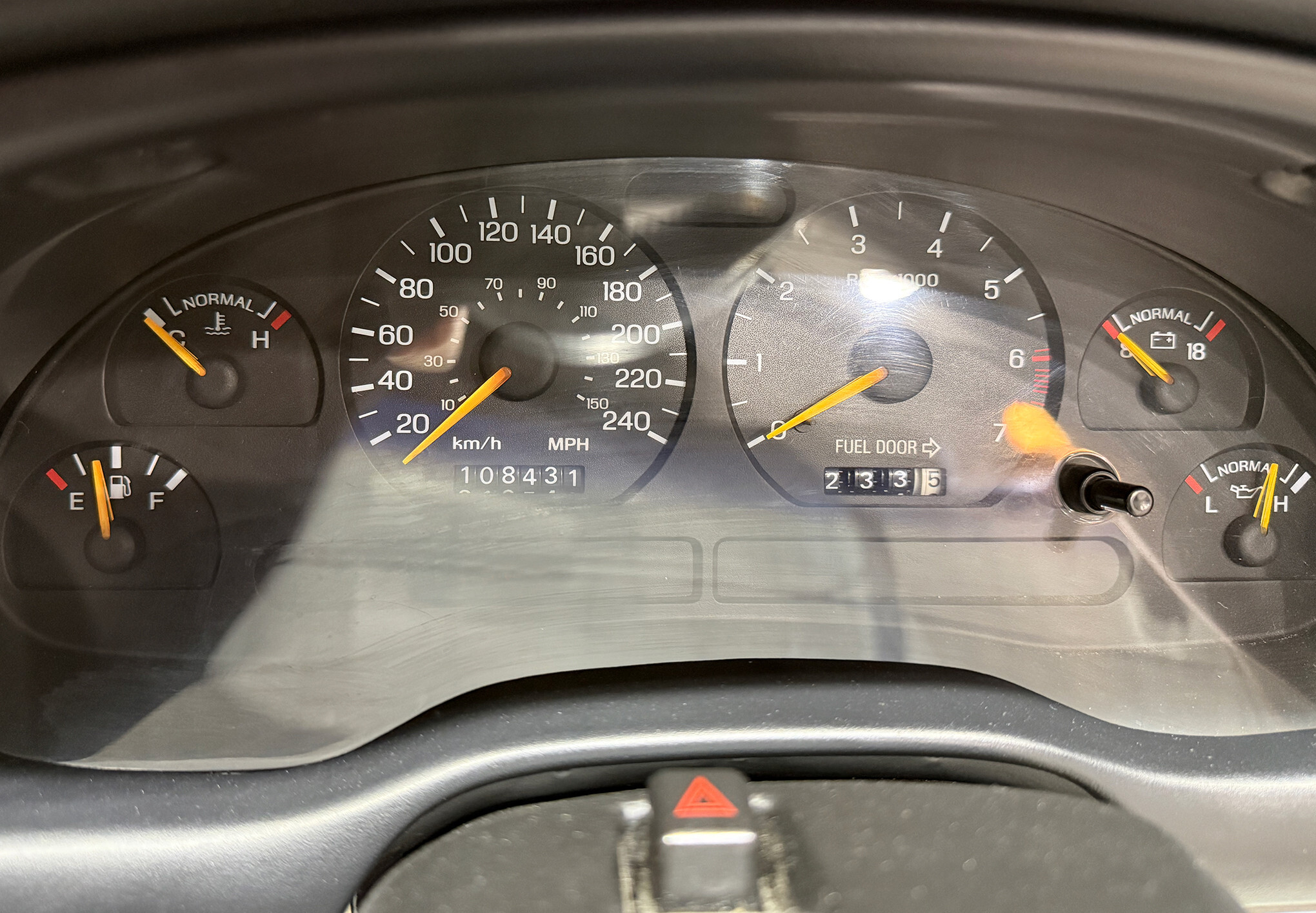 1995 Ford Mustang GT 26