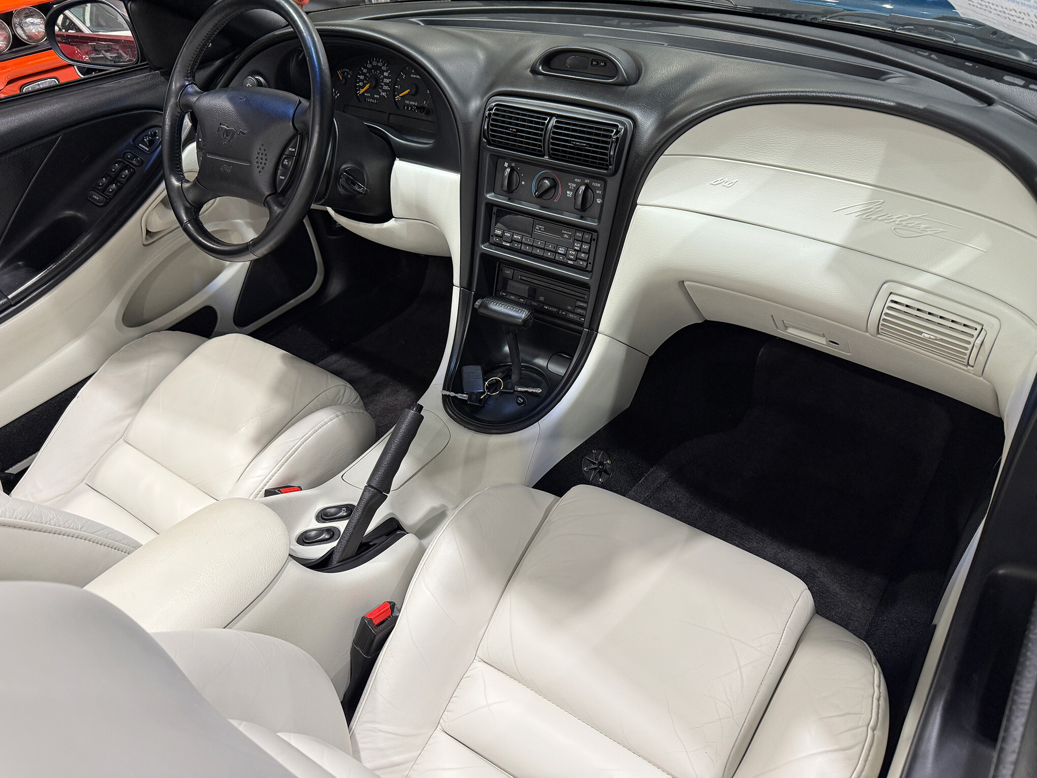 1995 Ford Mustang GT 25
