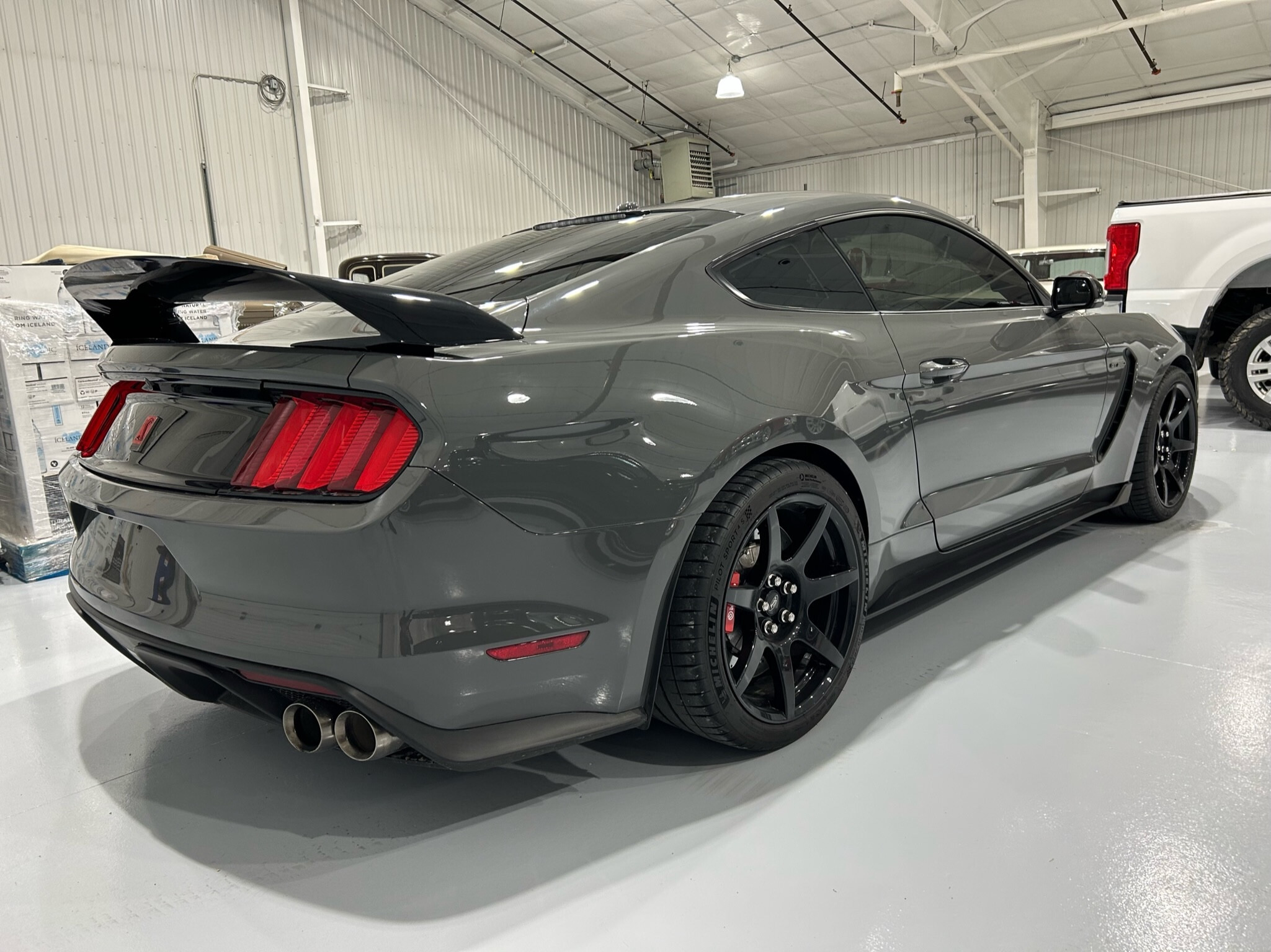 2018 Ford Shelby GT350 4
