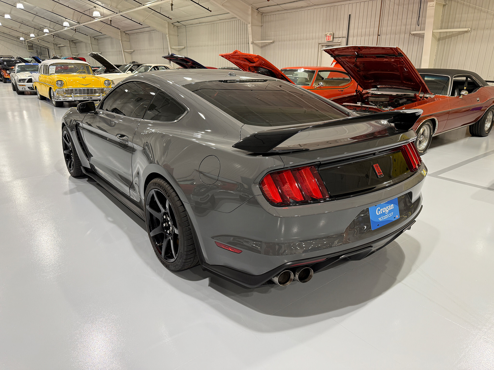 2018 Ford Shelby GT350 8