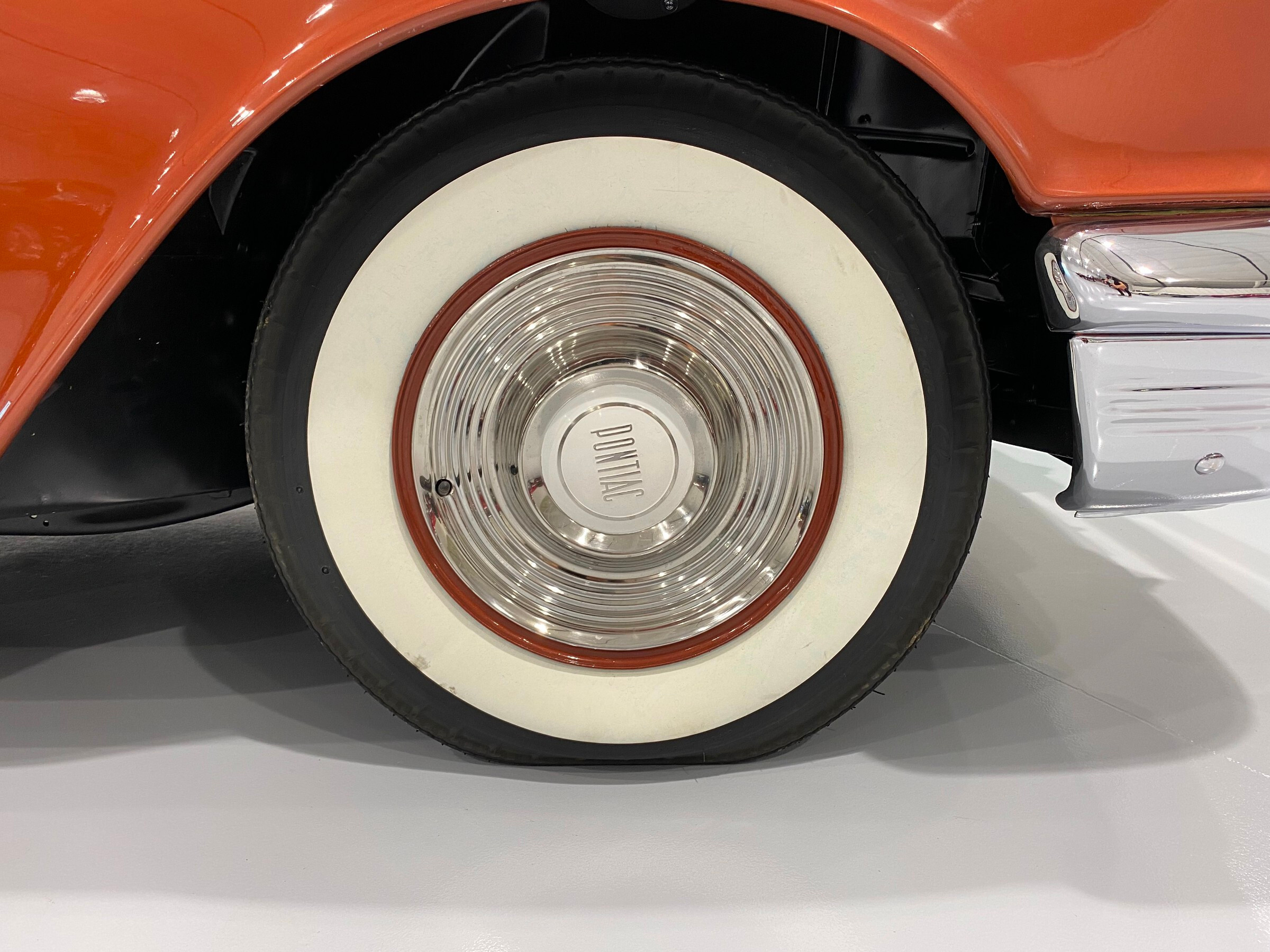 1955 Pontiac Star Chief Safari 8