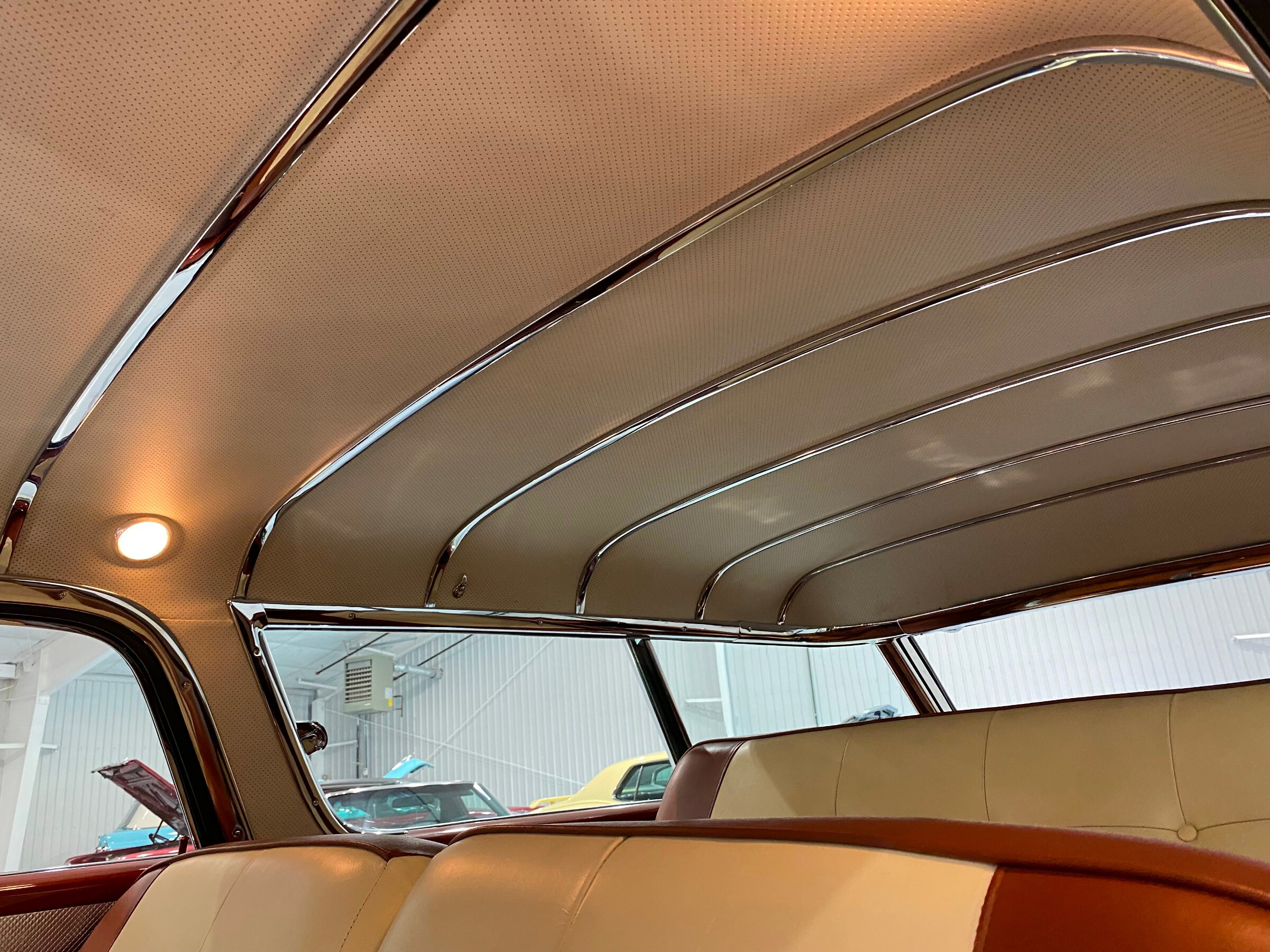 1955 Pontiac Star Chief Safari 11