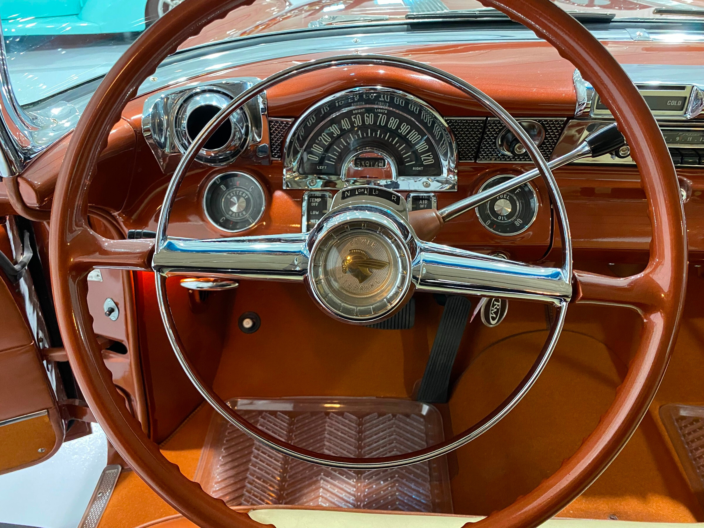 1955 Pontiac Star Chief Safari 14