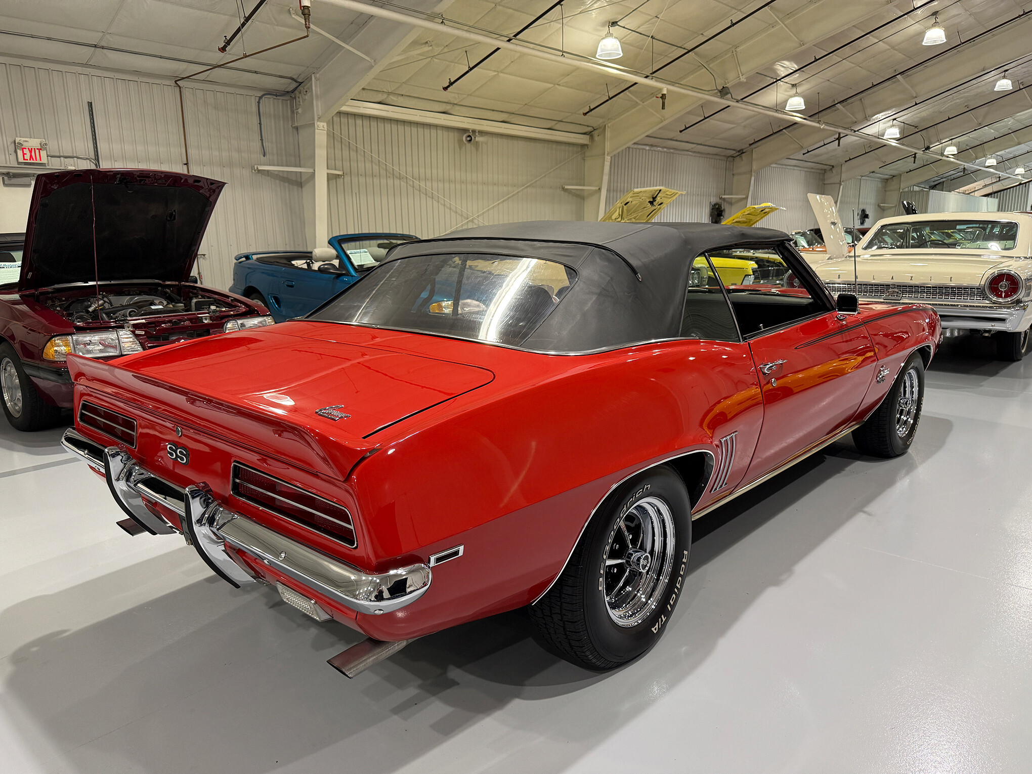 1969 Chevrolet Camaro SS/RS 9