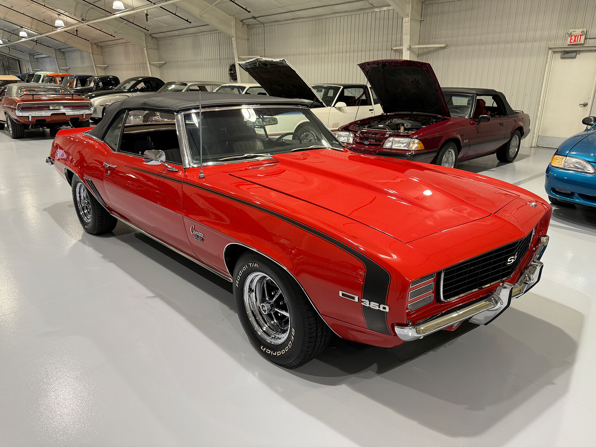 1969 Chevrolet Camaro SS/RS 11