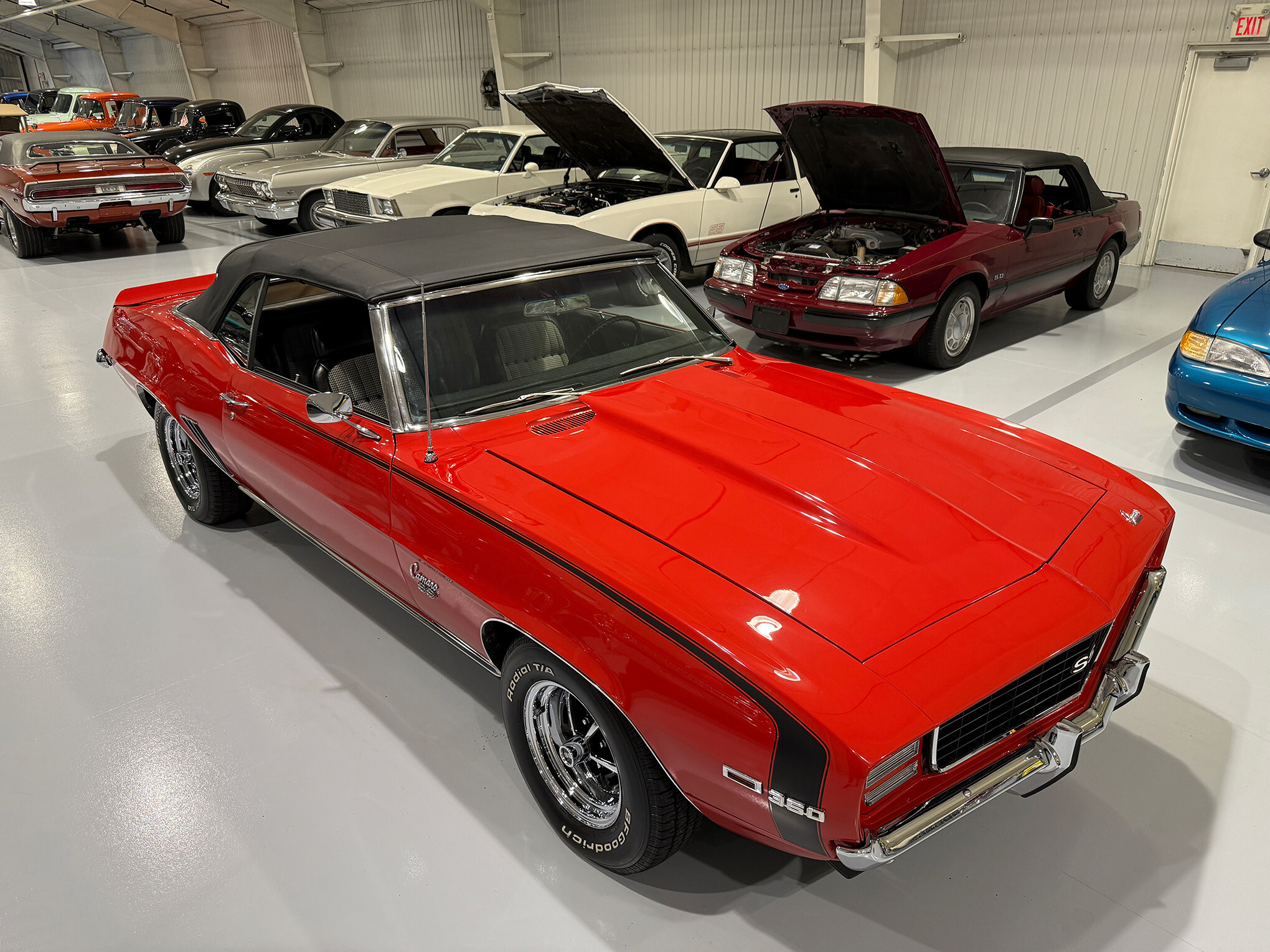 1969 Chevrolet Camaro SS/RS 12