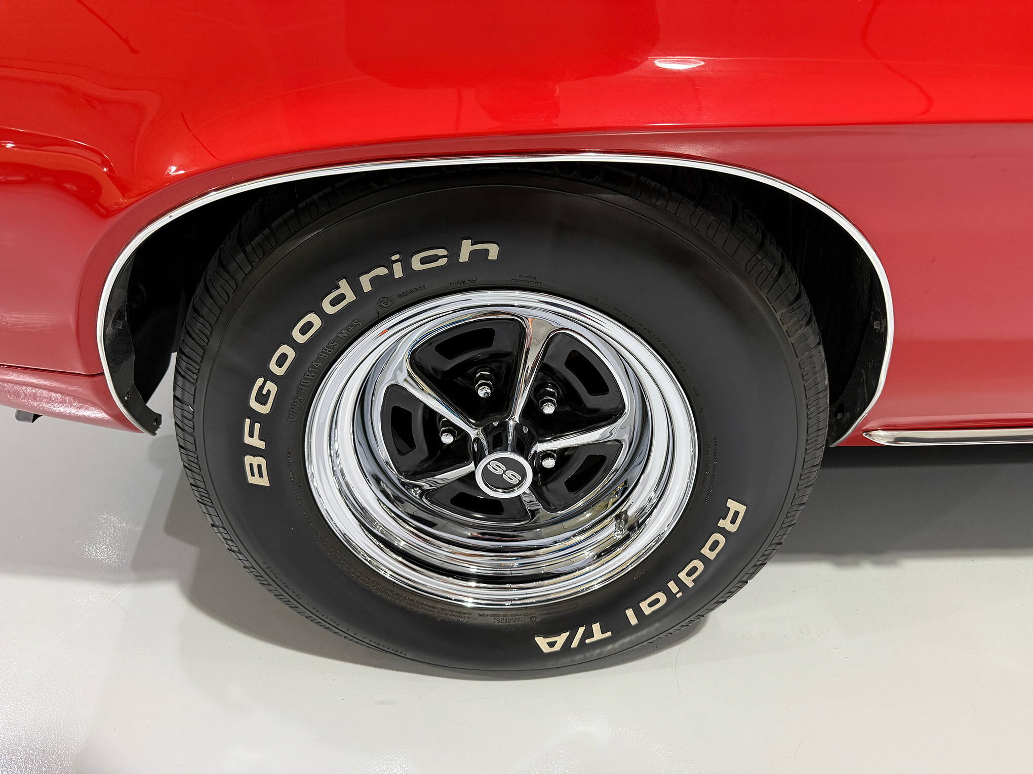 1969 Chevrolet Camaro SS/RS 16