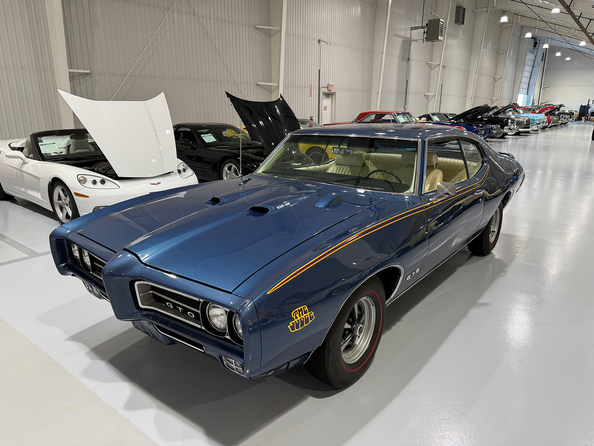 1969 Pontiac GTO Judge 2