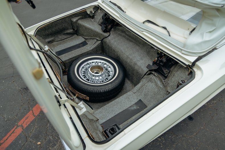 1964 Ford Thunderbird 249