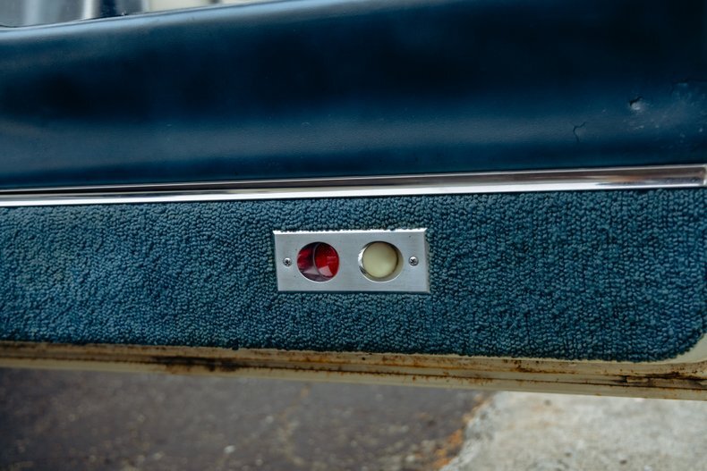 1964 Ford Thunderbird 163