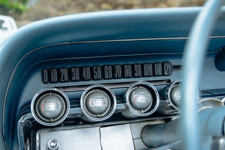 1964 Ford Thunderbird 183