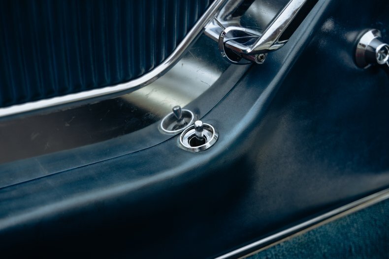 1964 Ford Thunderbird 197