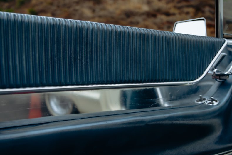 1964 Ford Thunderbird 199
