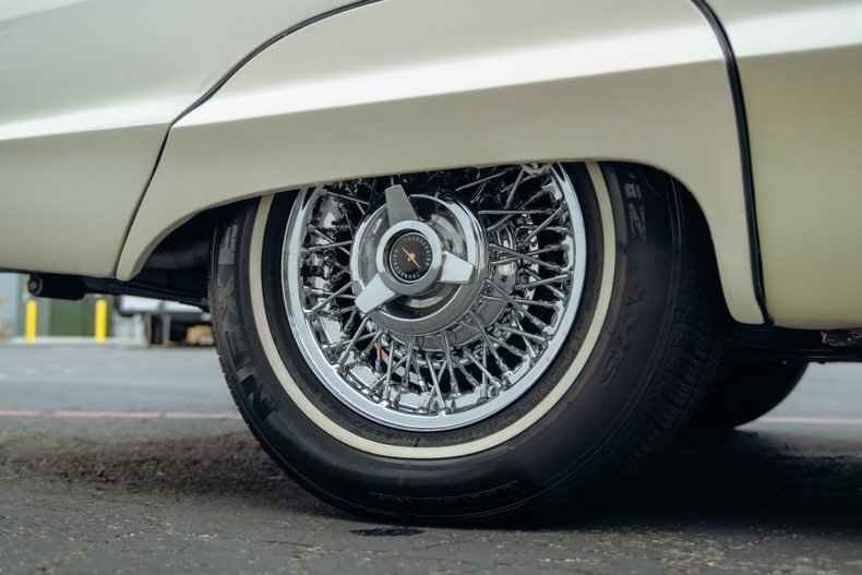 1964 Ford Thunderbird 65