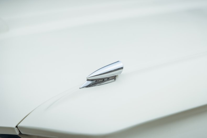 1964 Ford Thunderbird 87