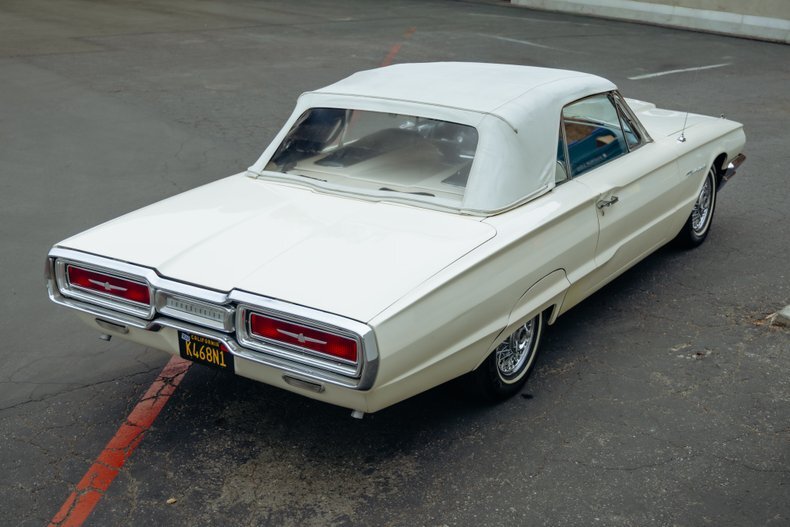 1964 Ford Thunderbird 39