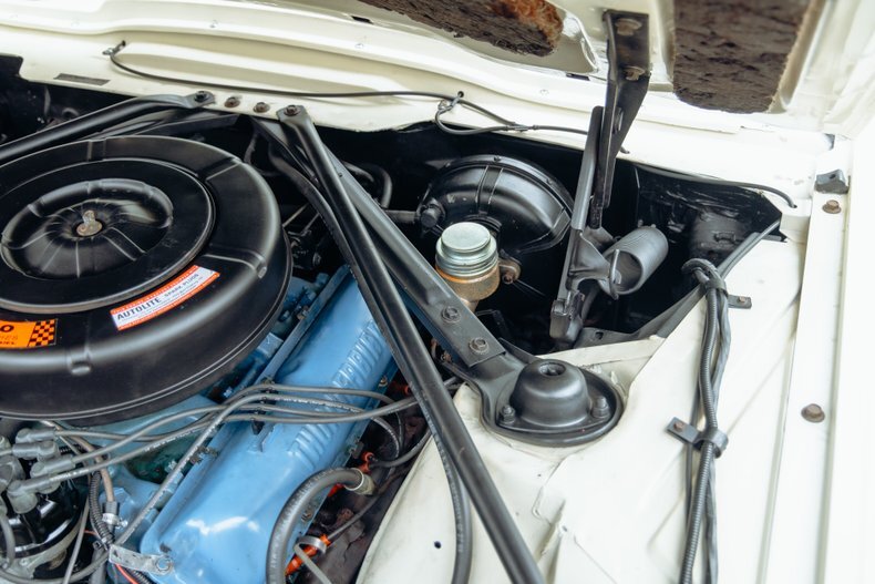 1964 Ford Thunderbird 231