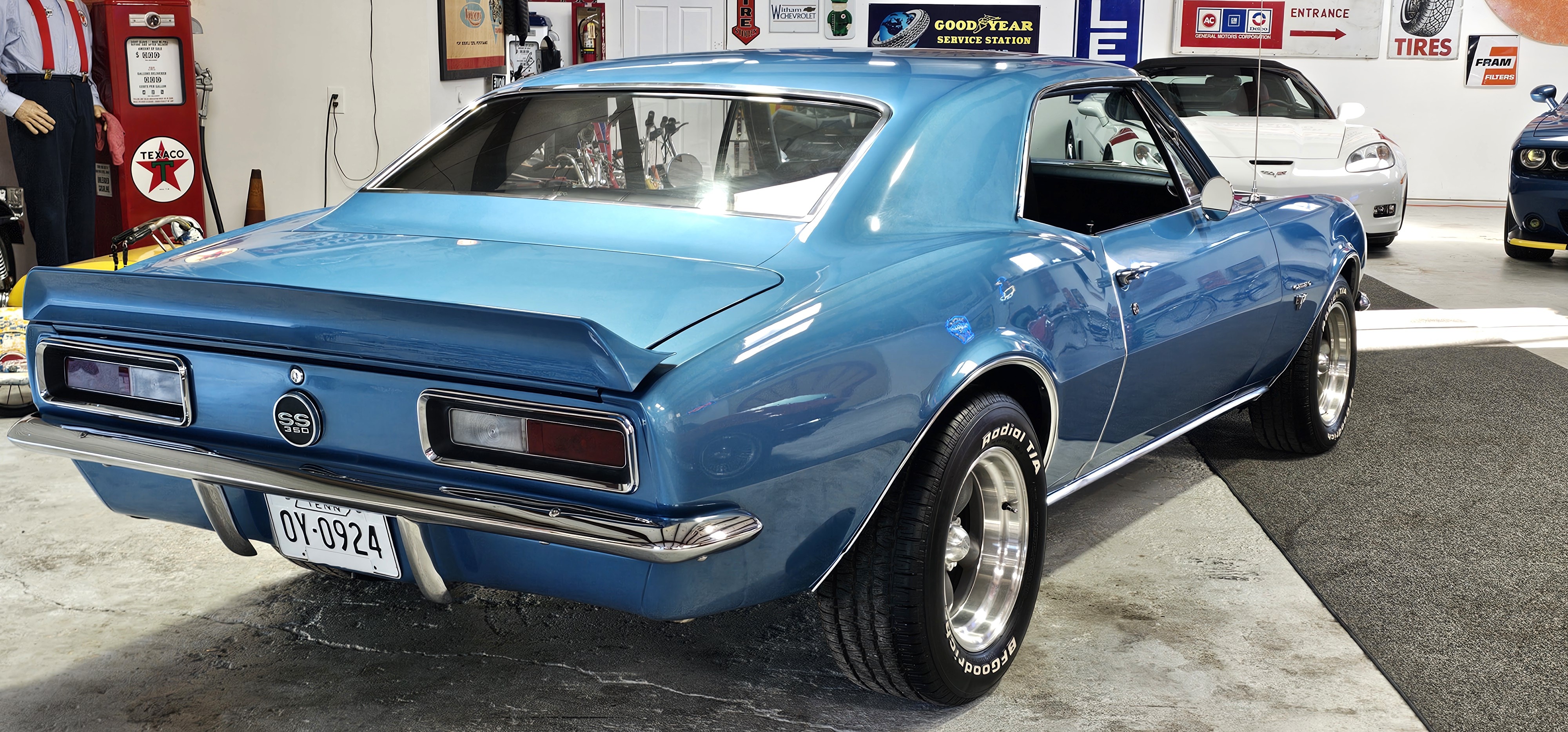 1967 Chevrolet Camaro 14