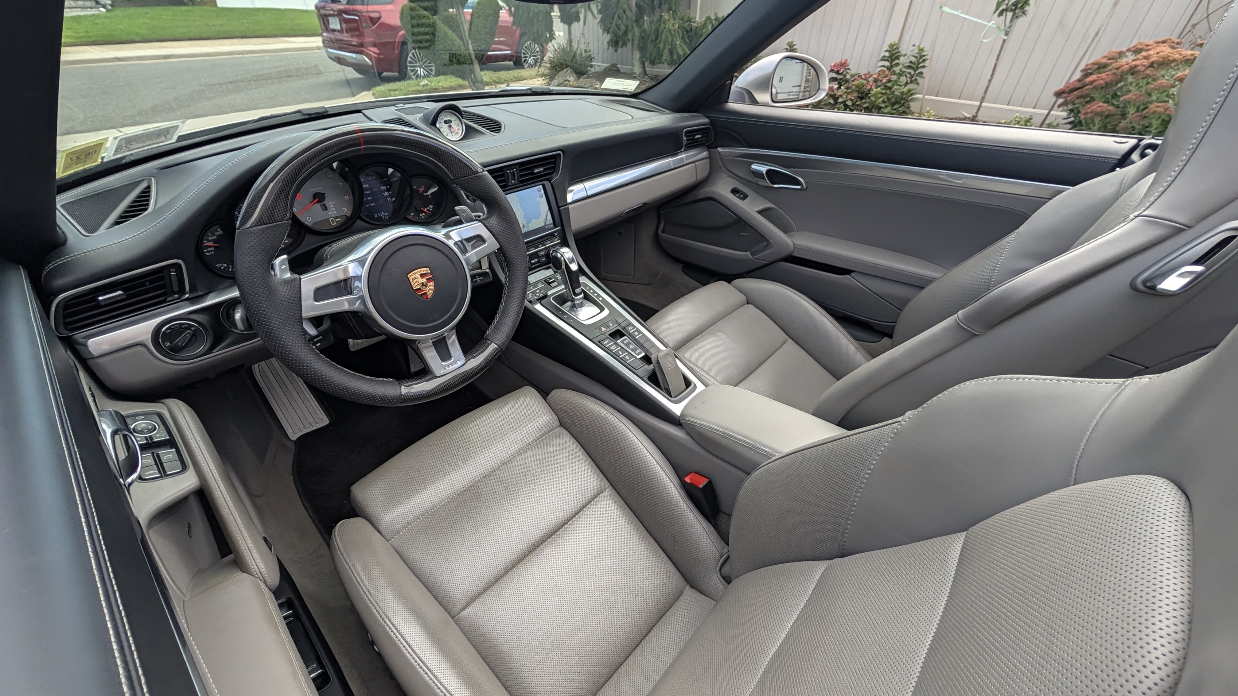 2013 Porsche 911 12