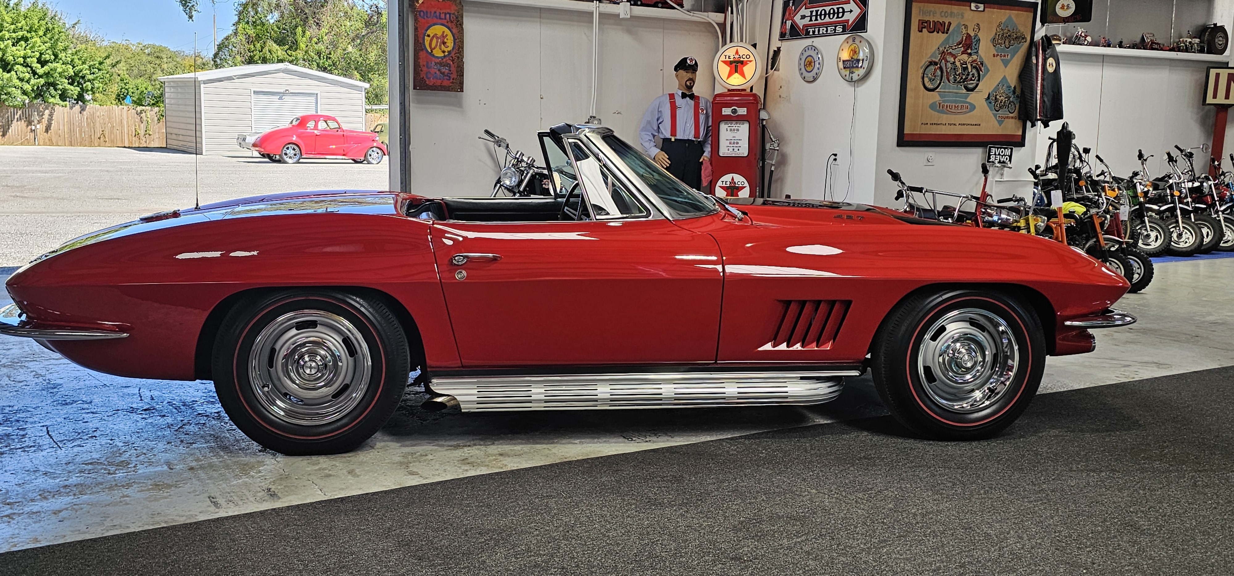 1967 CHEVROLET CORVETTE 6