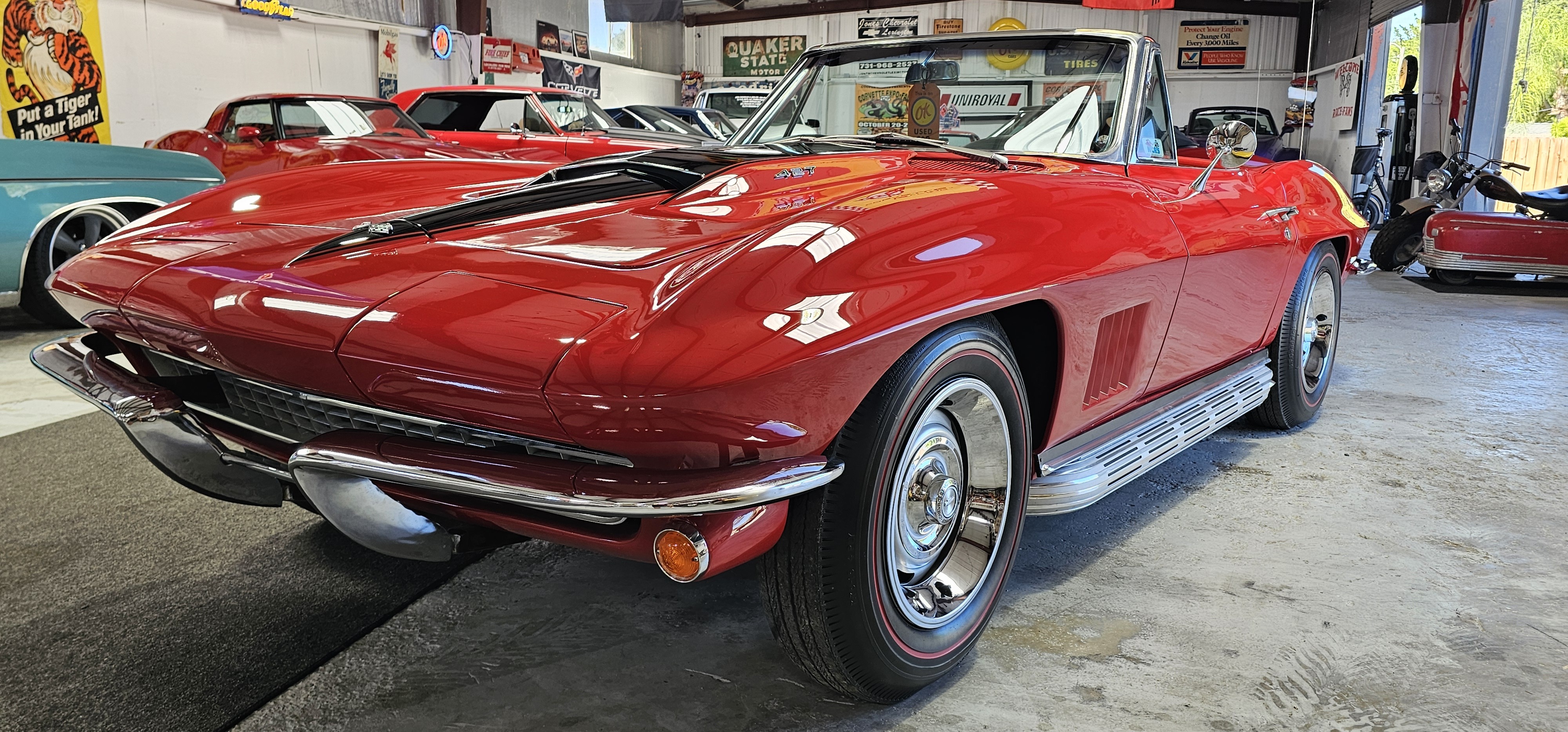1967 CHEVROLET CORVETTE 24