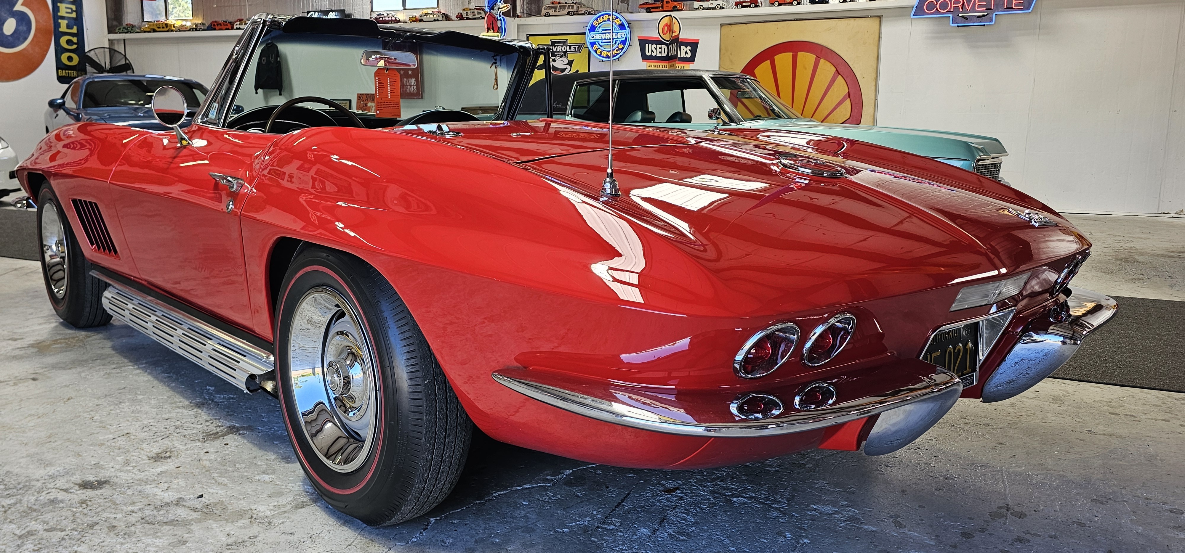 1967 CHEVROLET CORVETTE 25