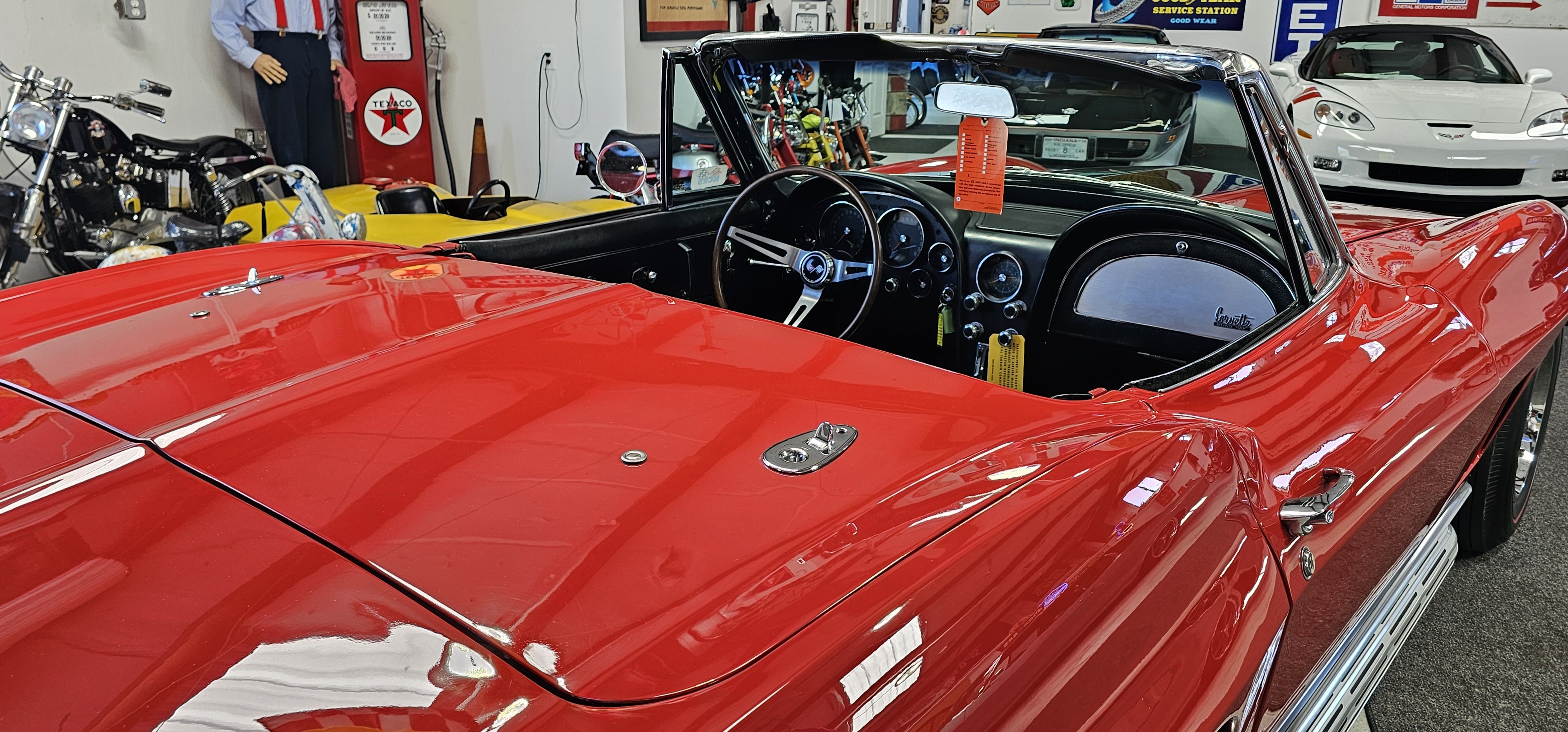 1967 CHEVROLET CORVETTE 37