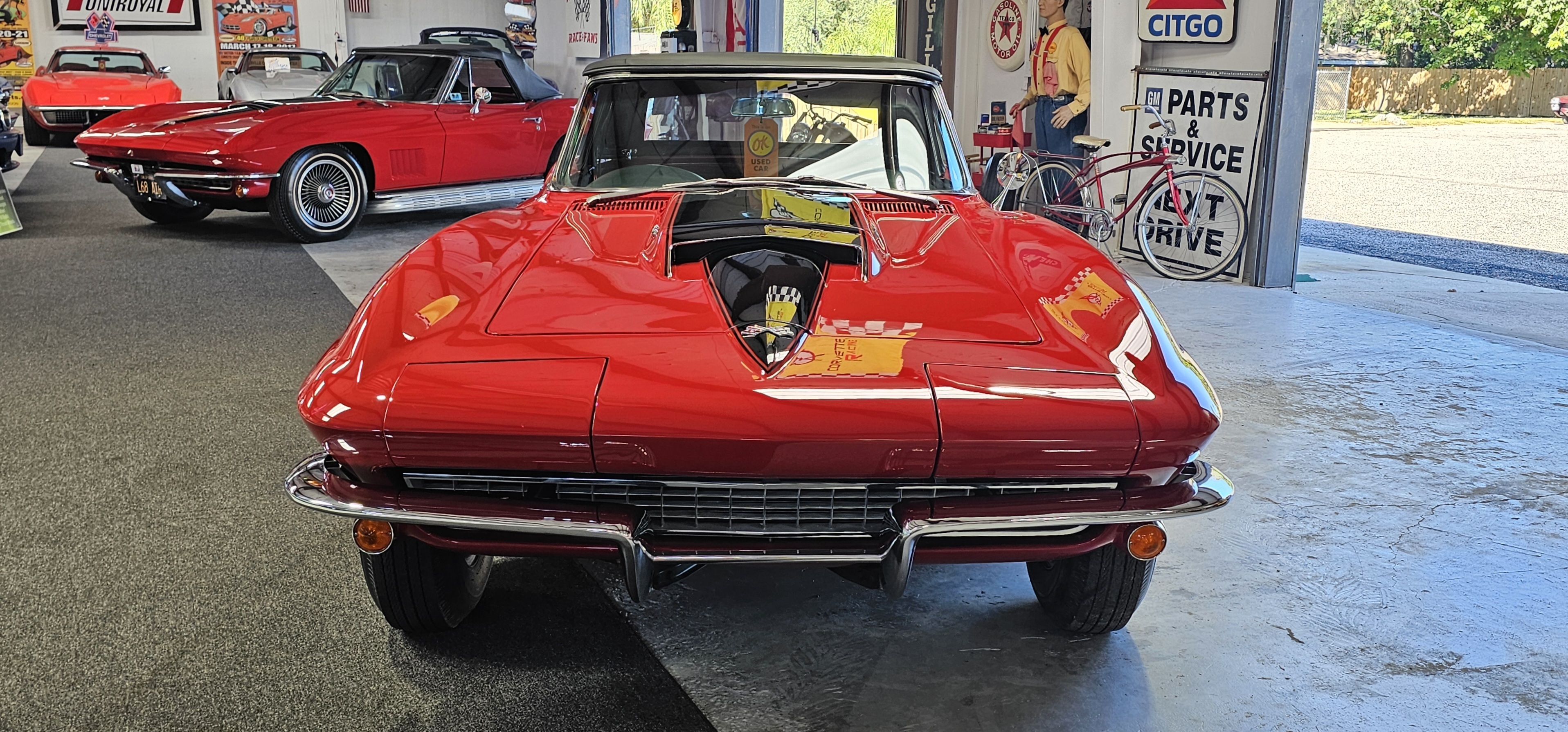 1967 CHEVROLET CORVETTE 128