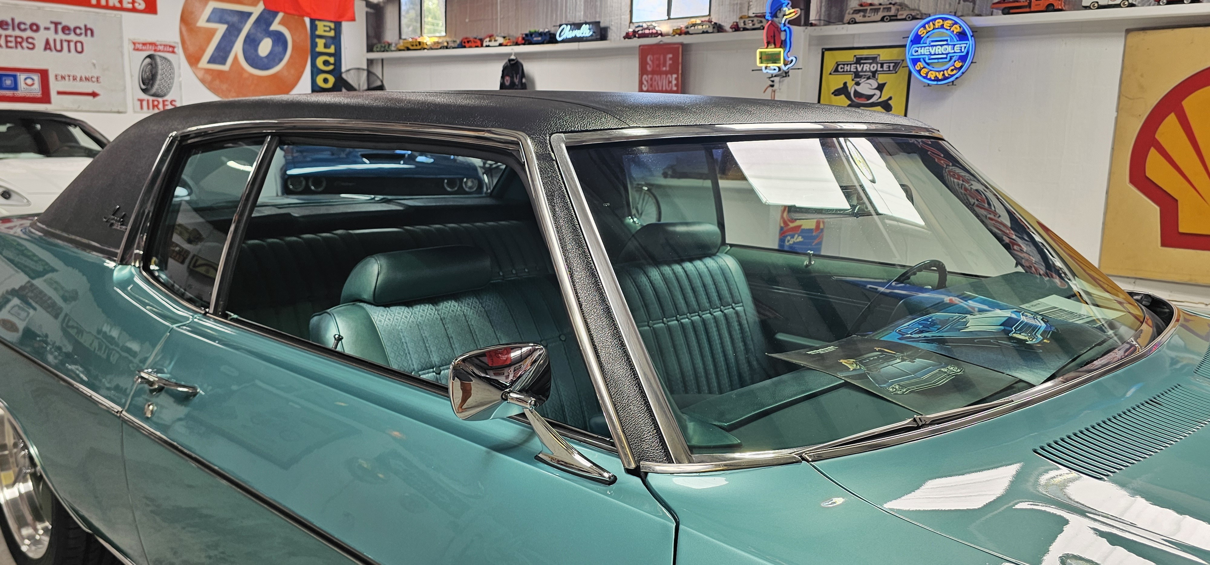 1970 CHEVROLET IMPALA CLASSIC 26