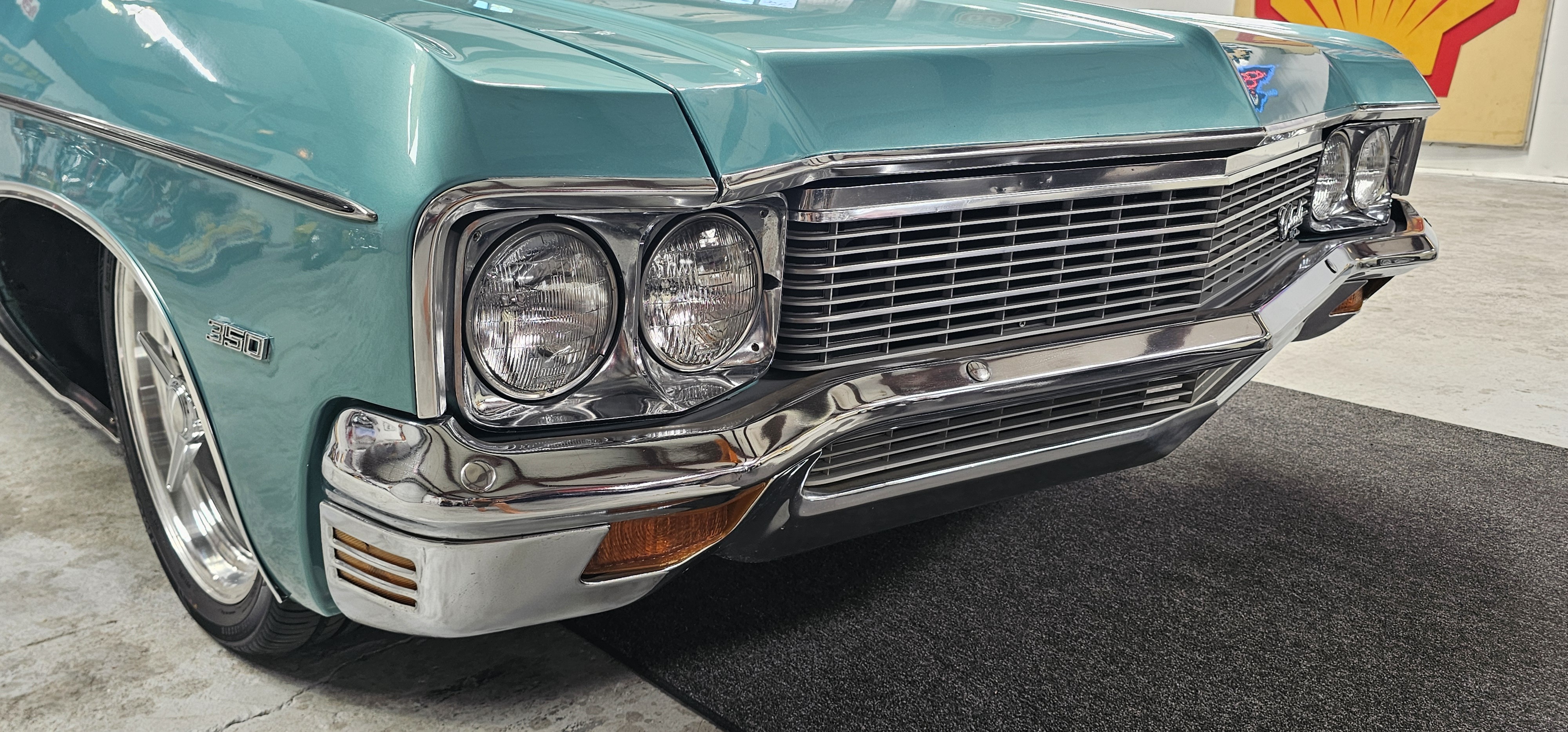 1970 CHEVROLET IMPALA CLASSIC 42