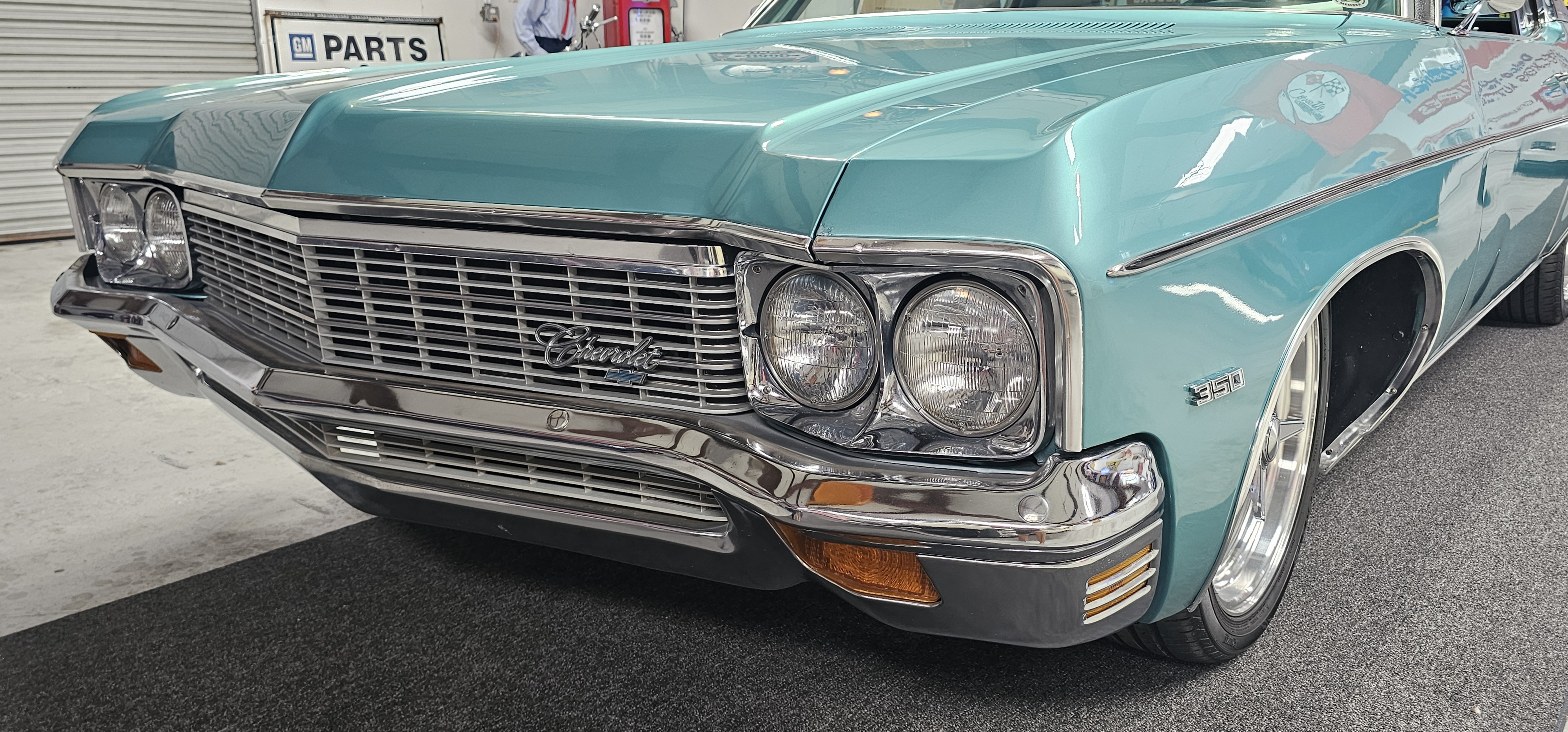 1970 CHEVROLET IMPALA CLASSIC 44