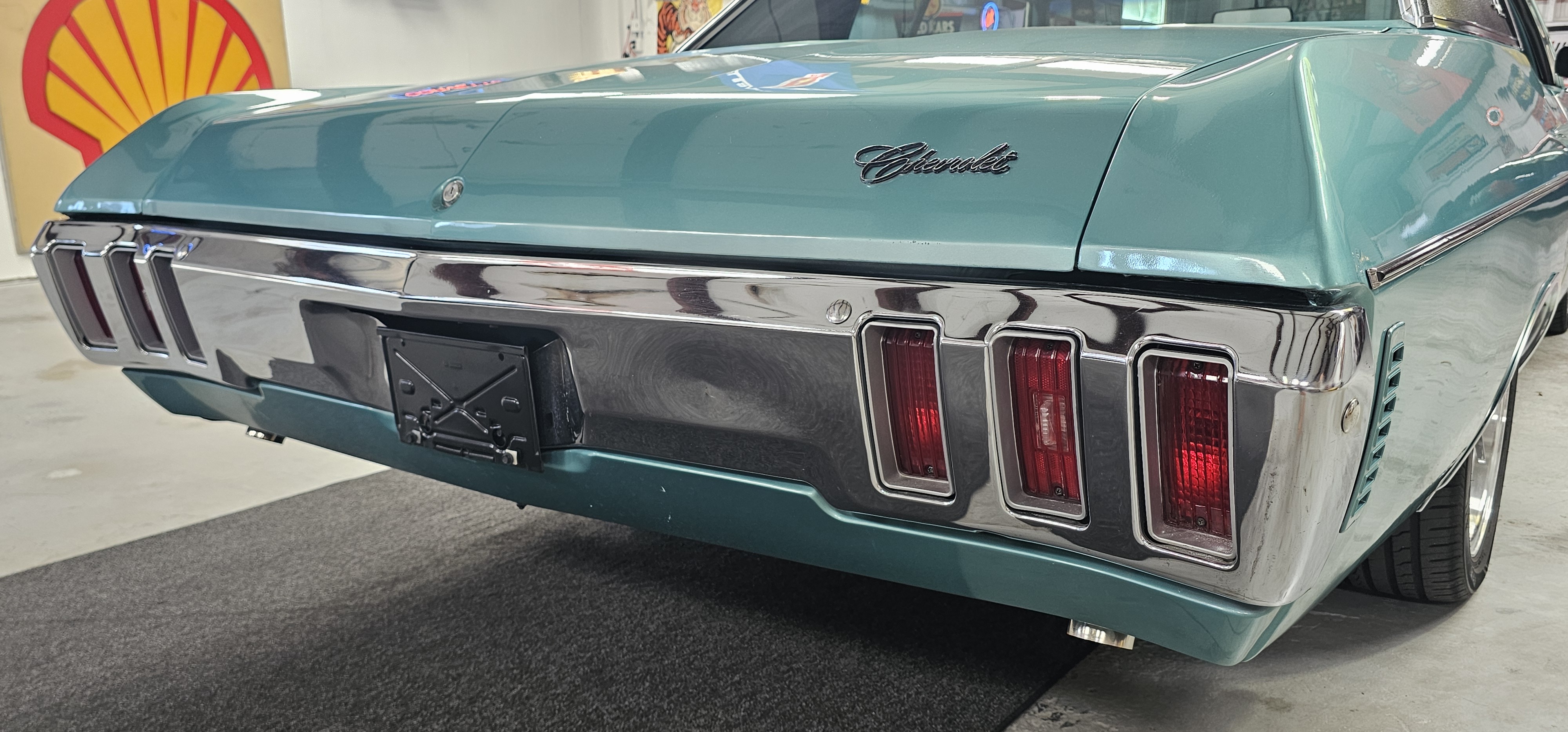 1970 CHEVROLET IMPALA CLASSIC 45
