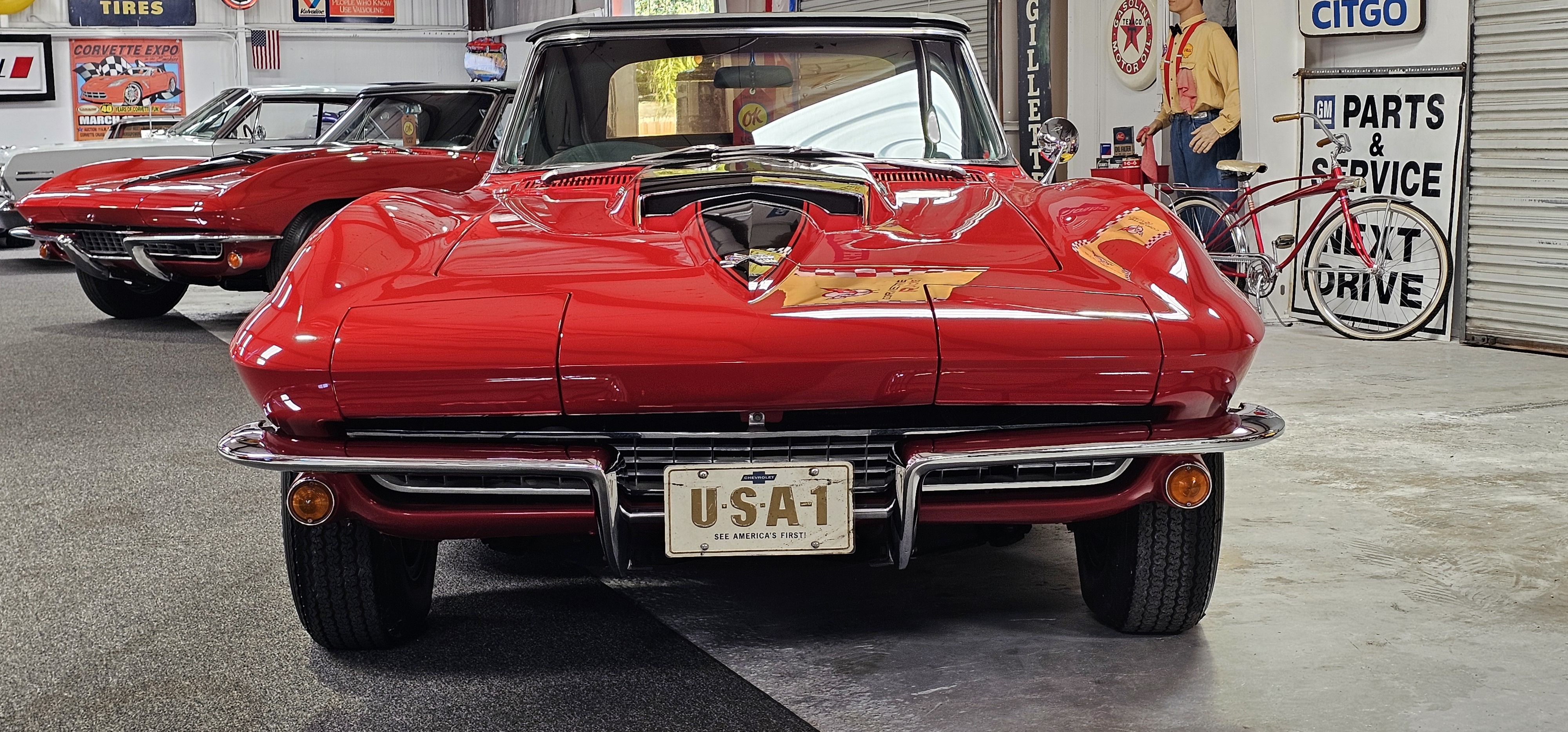 1967 CHEVROLET CORVETTE STINGRAY 3