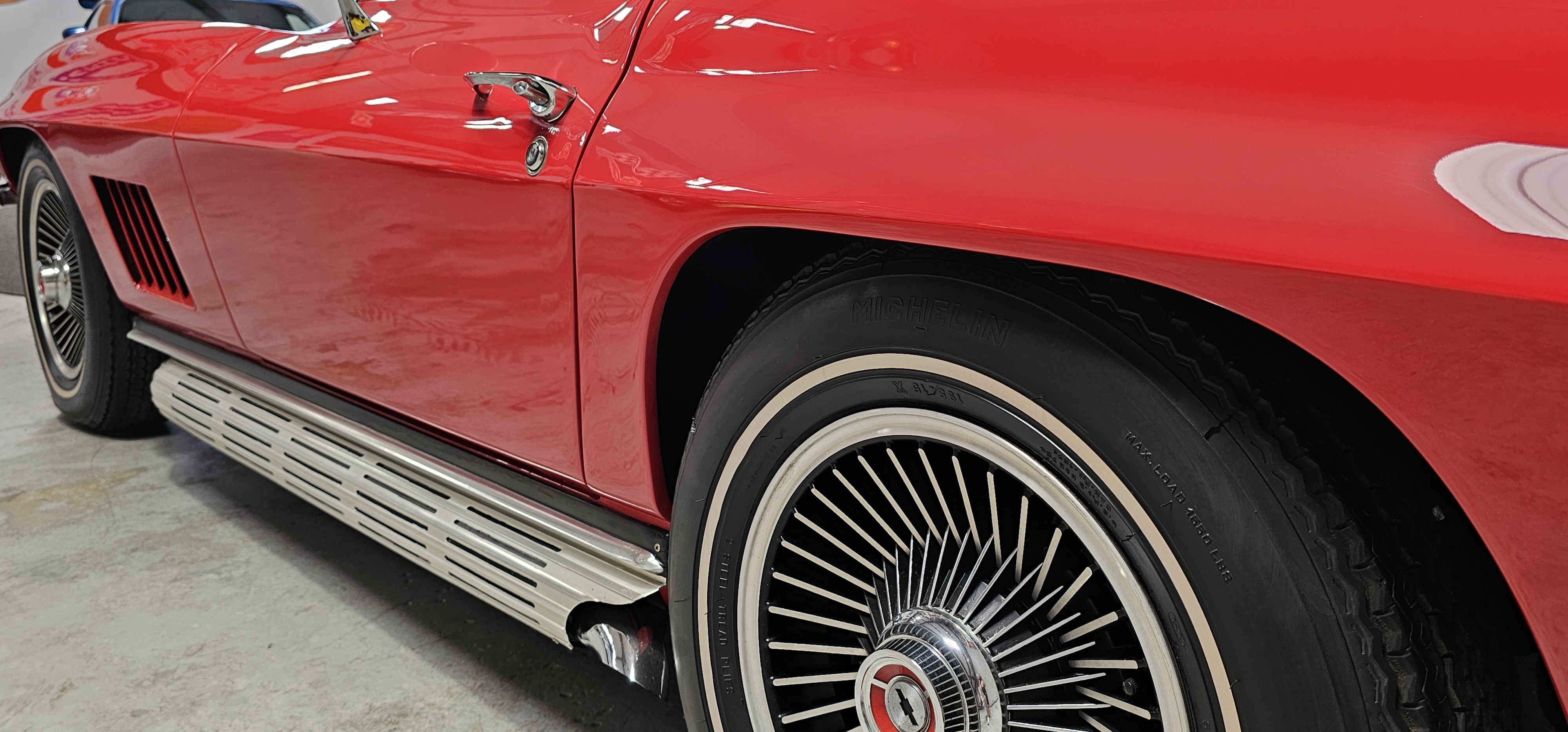 1967 CHEVROLET CORVETTE STINGRAY 26