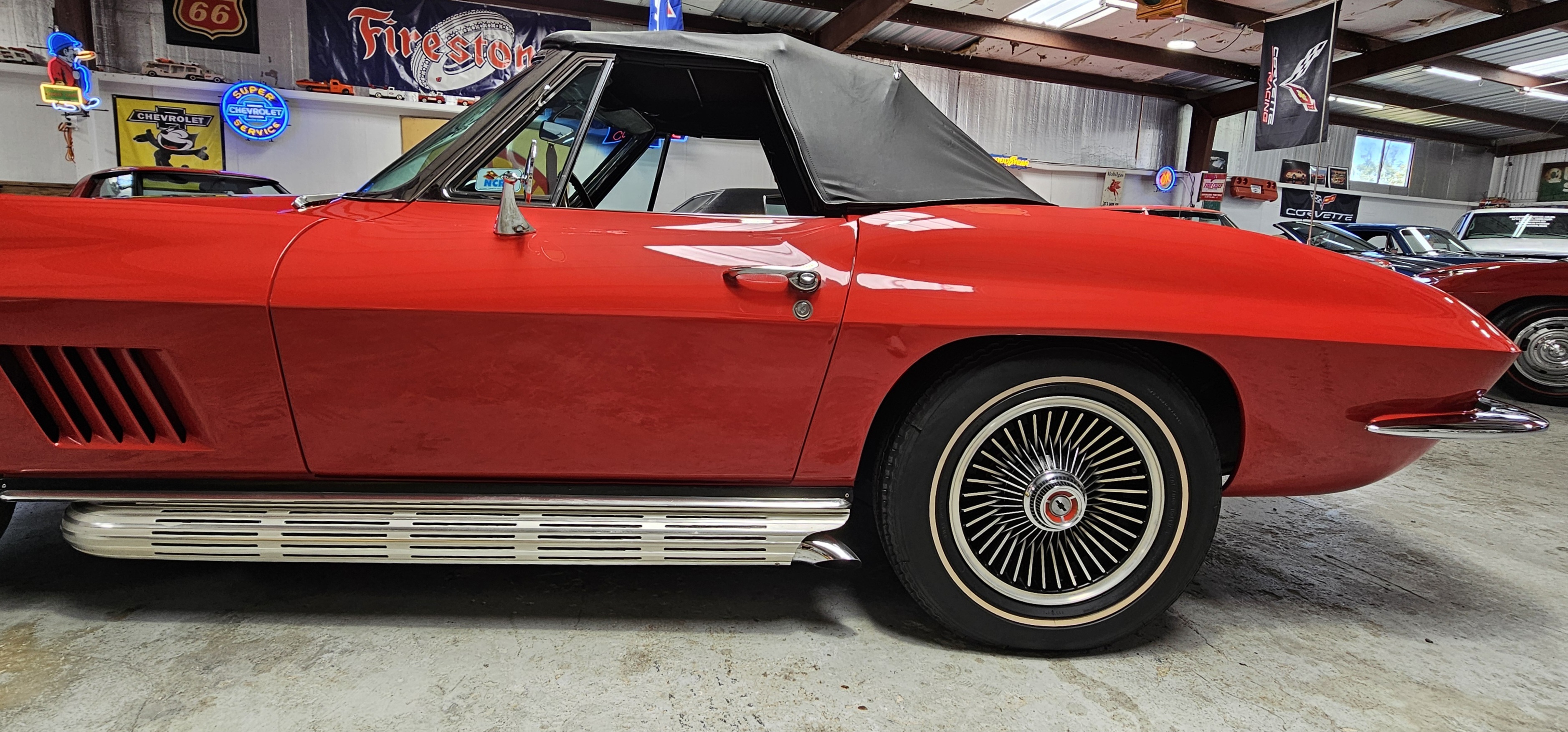 1967 CHEVROLET CORVETTE STINGRAY 30