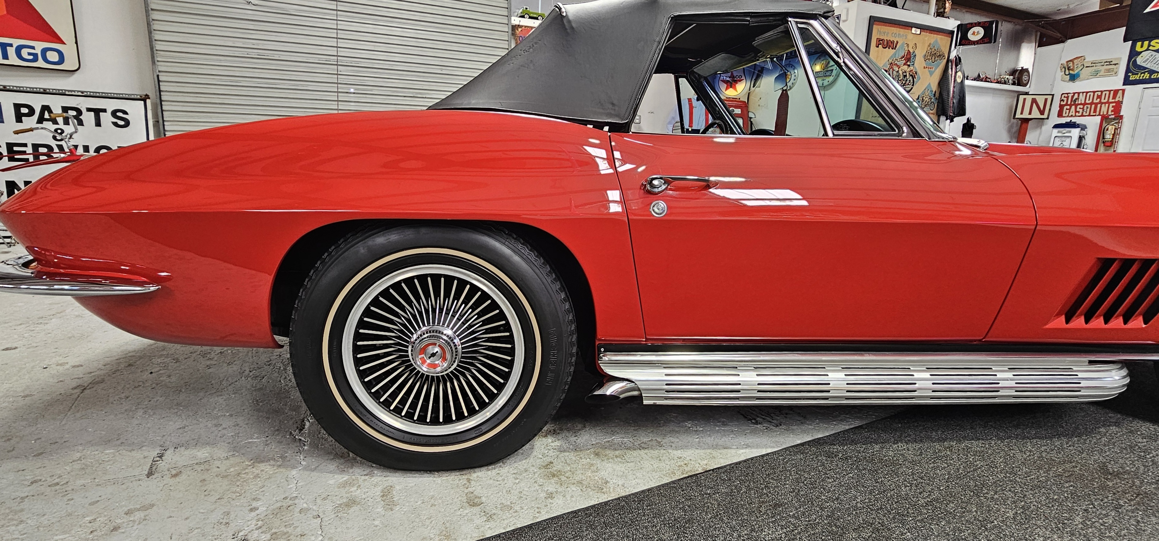 1967 CHEVROLET CORVETTE STINGRAY 32