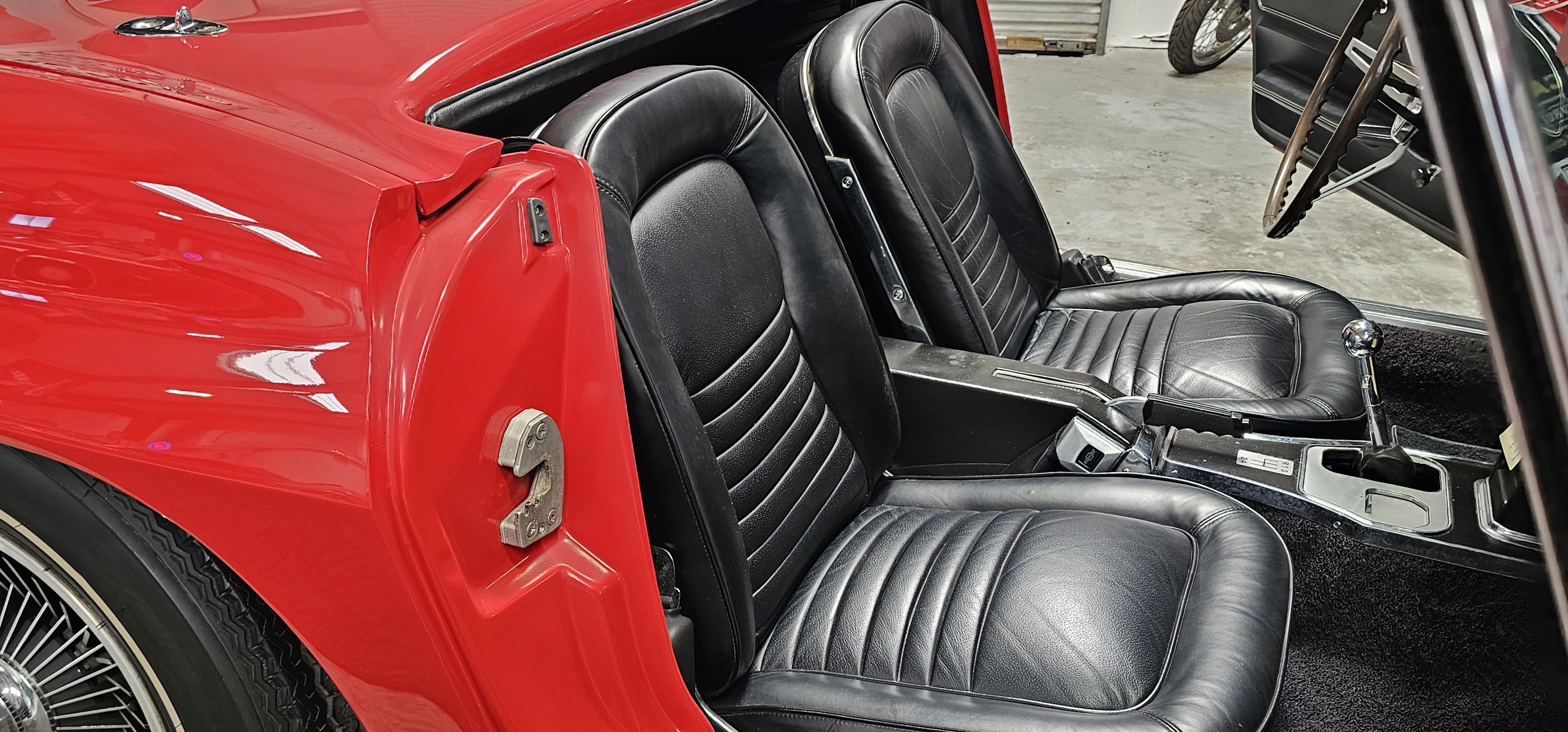 1967 CHEVROLET CORVETTE STINGRAY 102