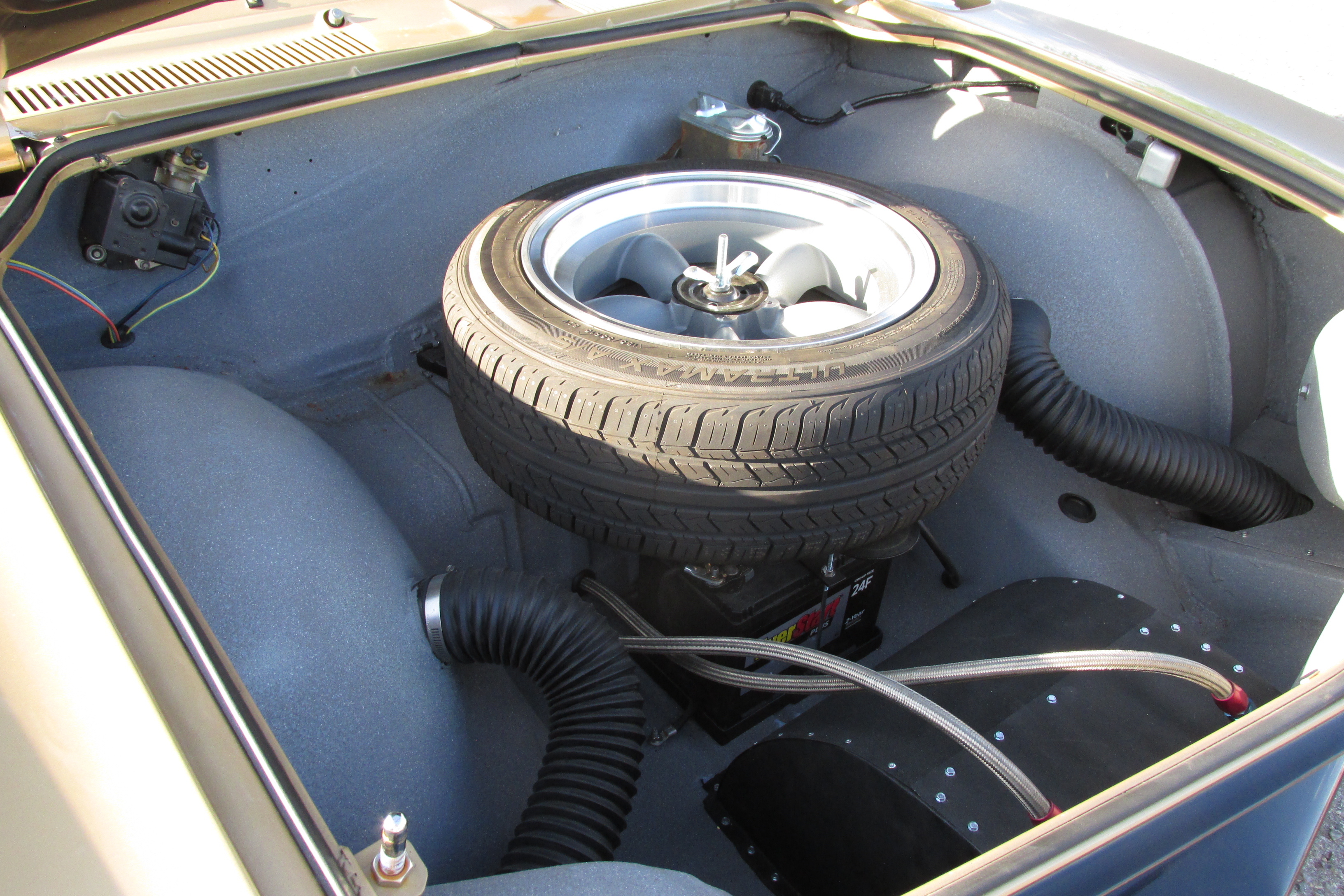 1966 Chevrolet Corvair 32