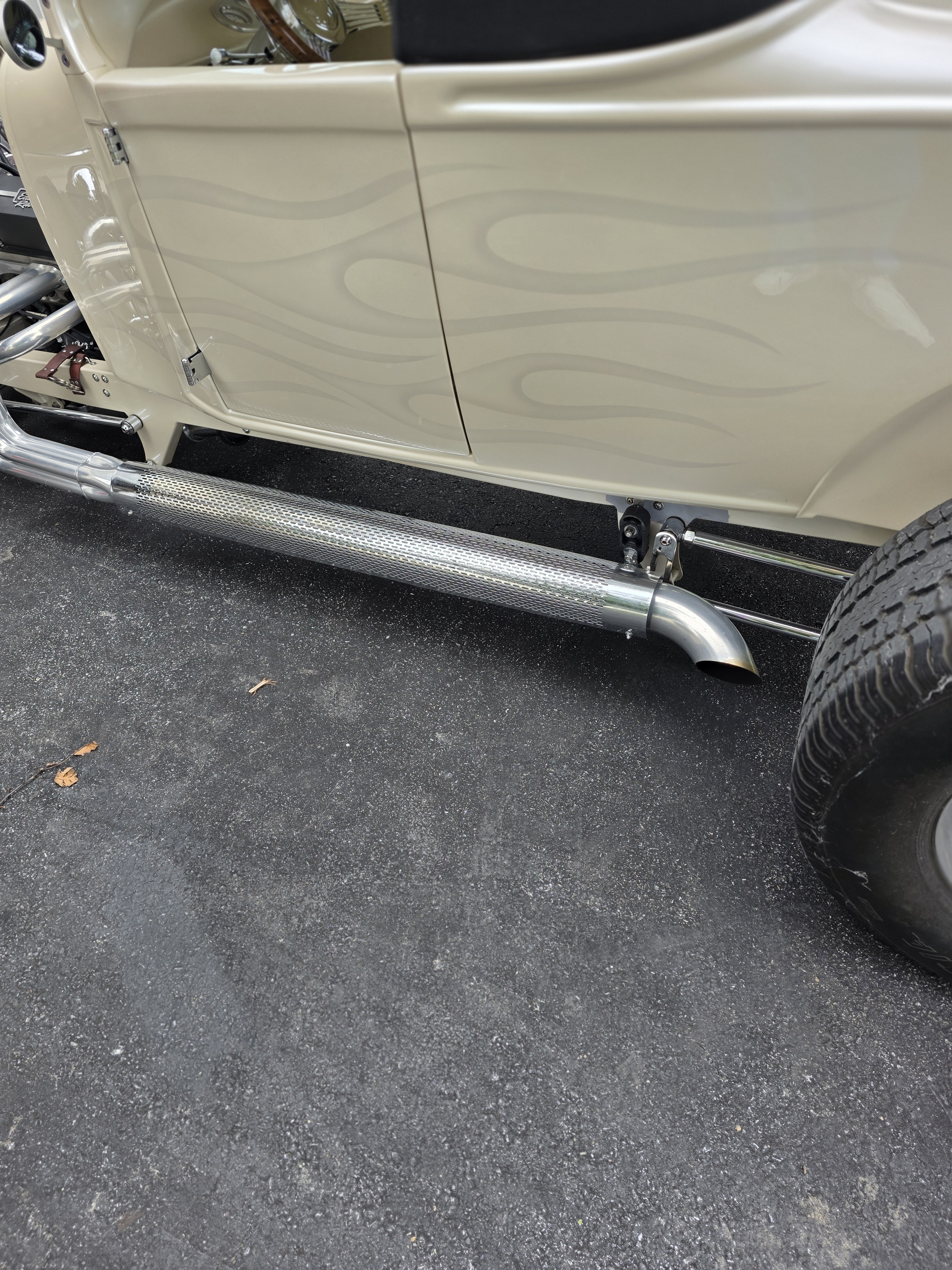 1929 Ford Roadster 3