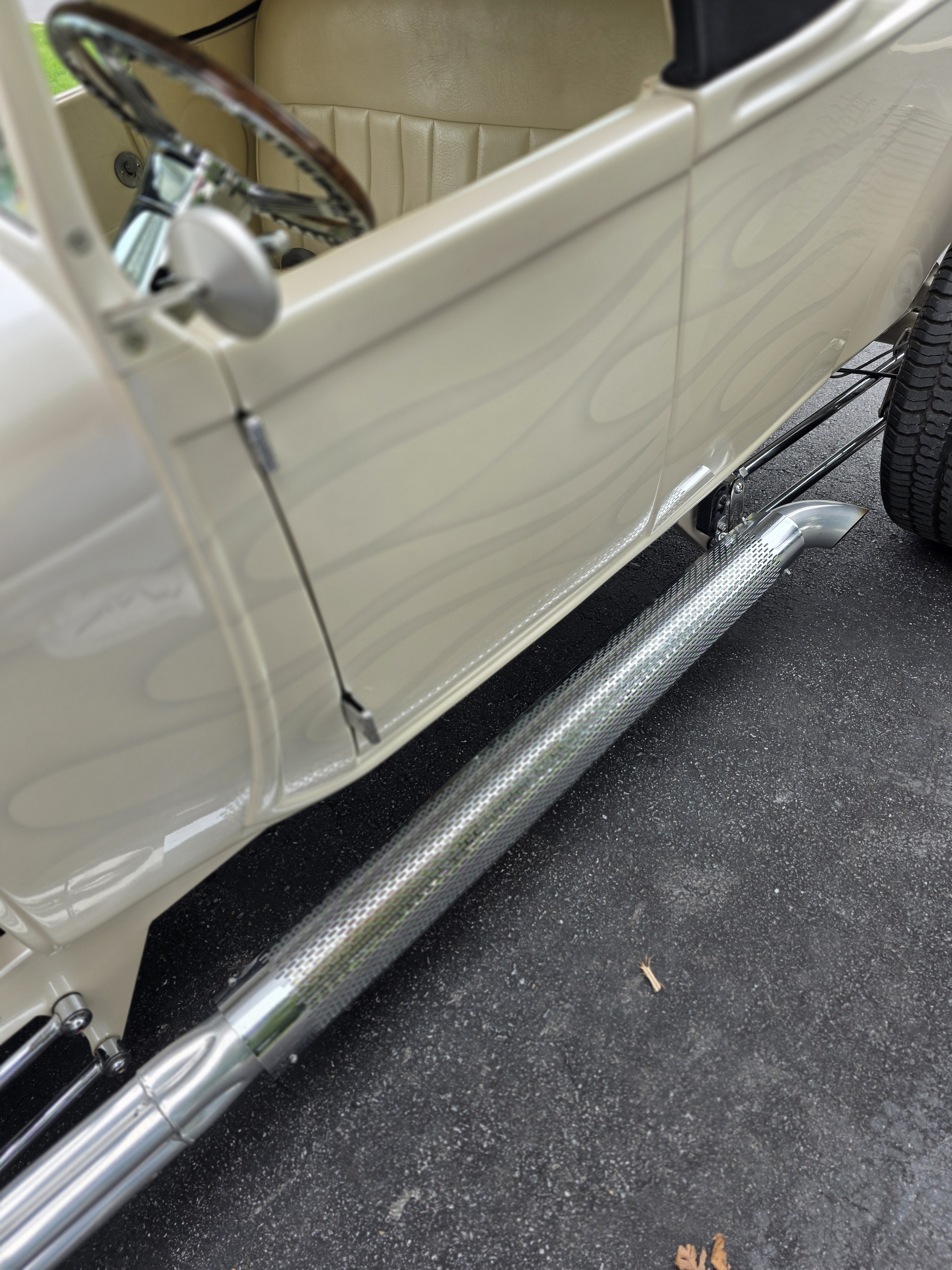 1929 Ford Roadster 4