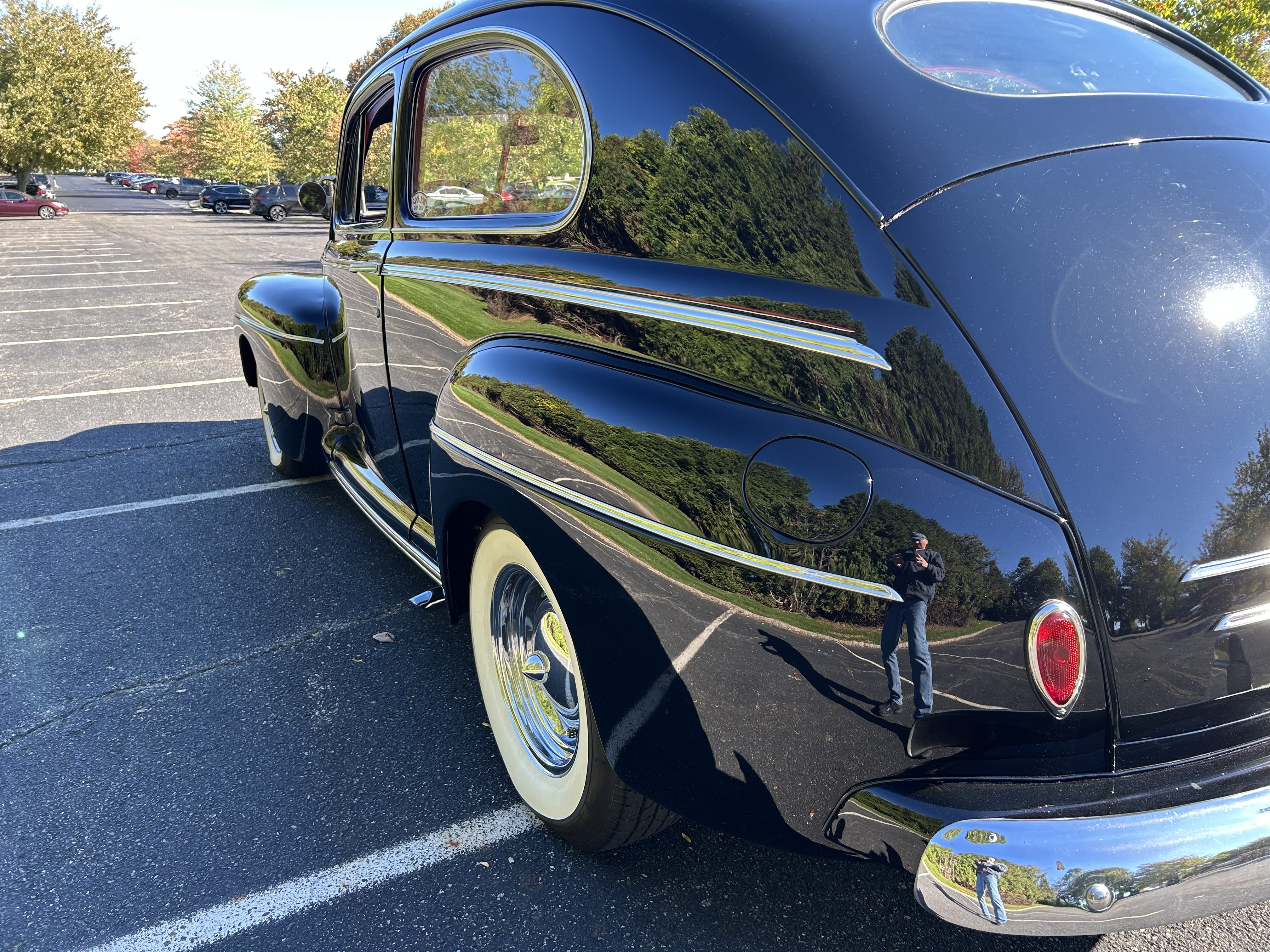 1946 Ford Super Deluxe 8