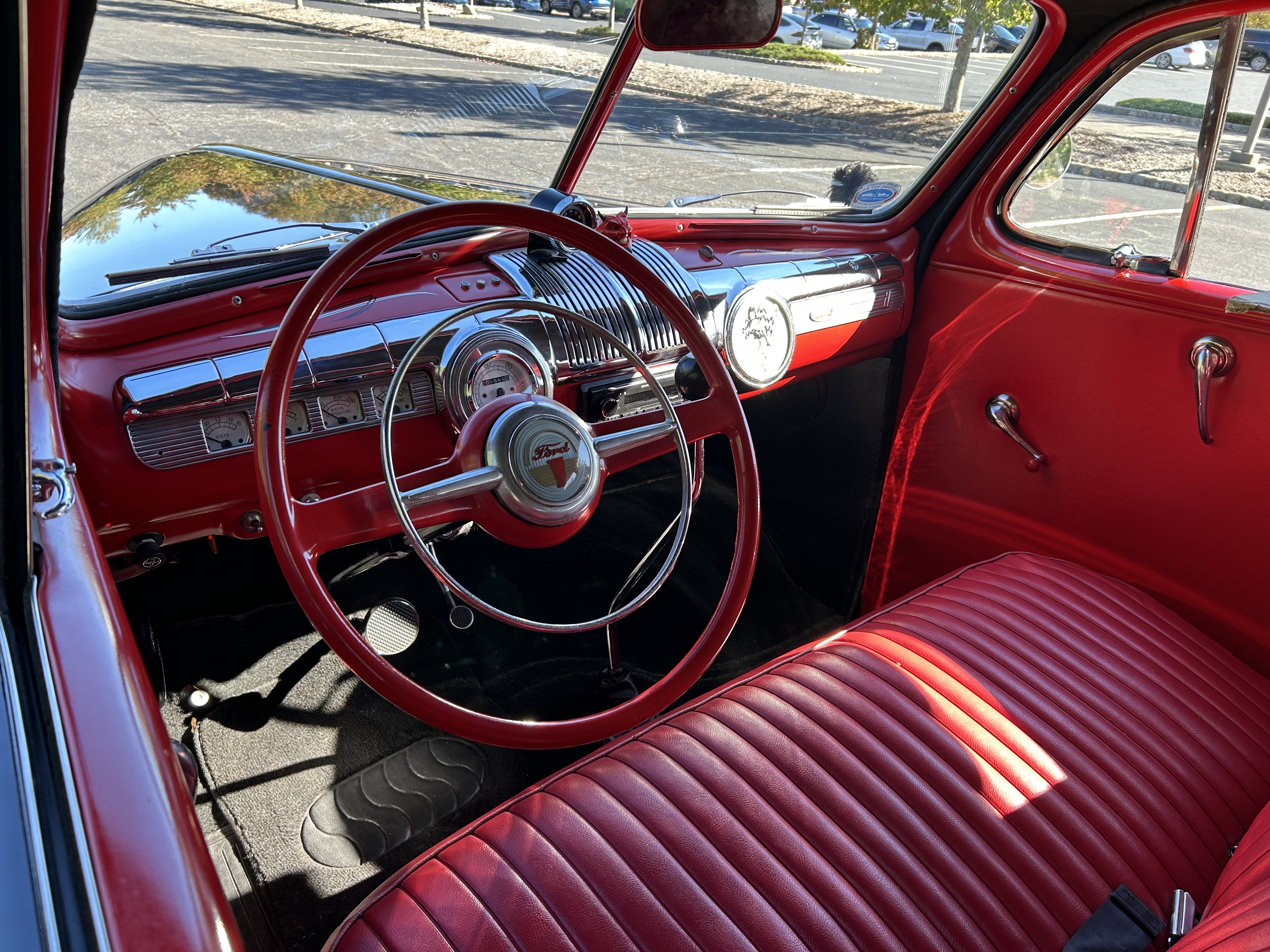 1946 Ford Super Deluxe 13