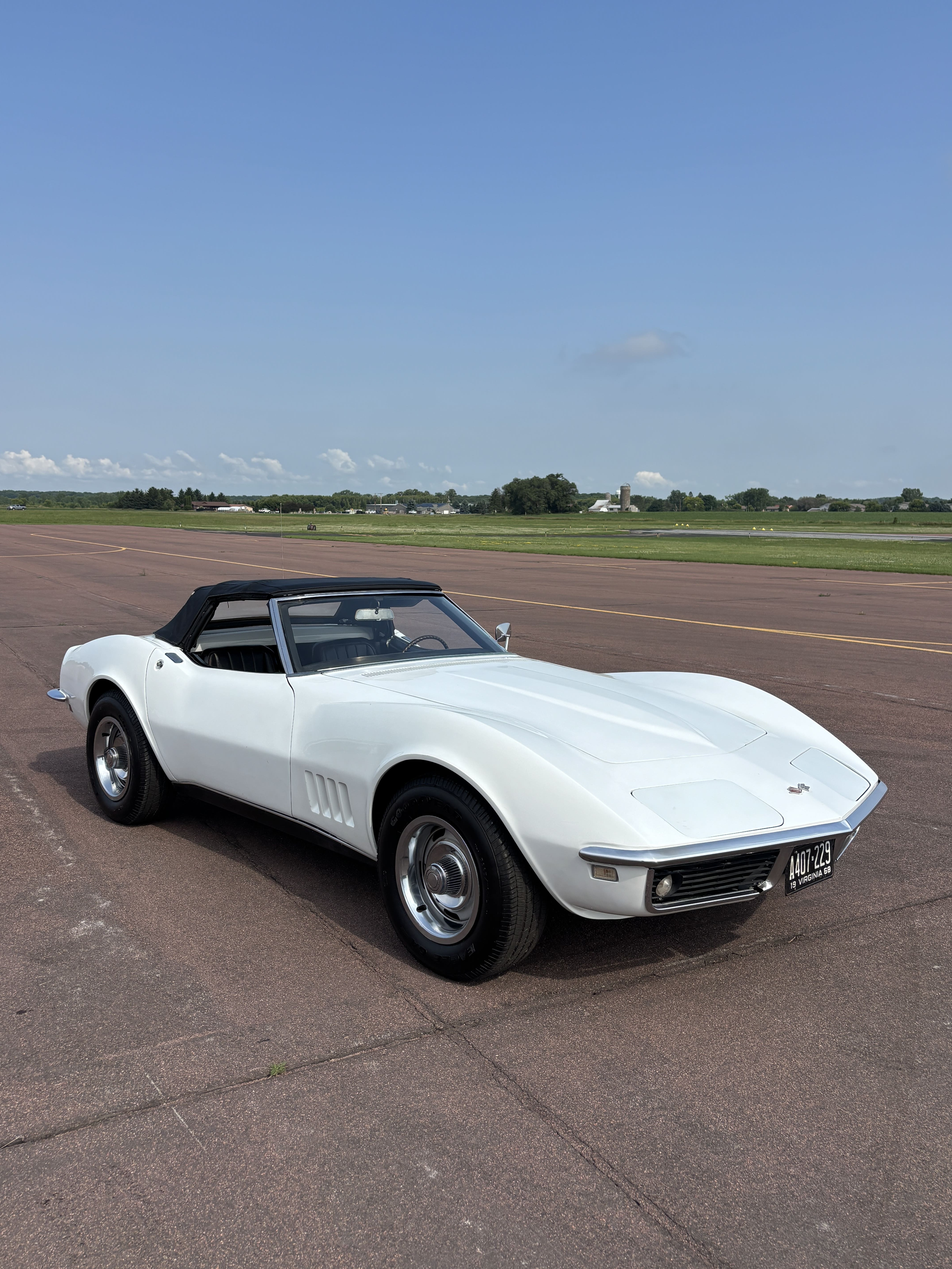 1968 Chevrolet Corvette 11