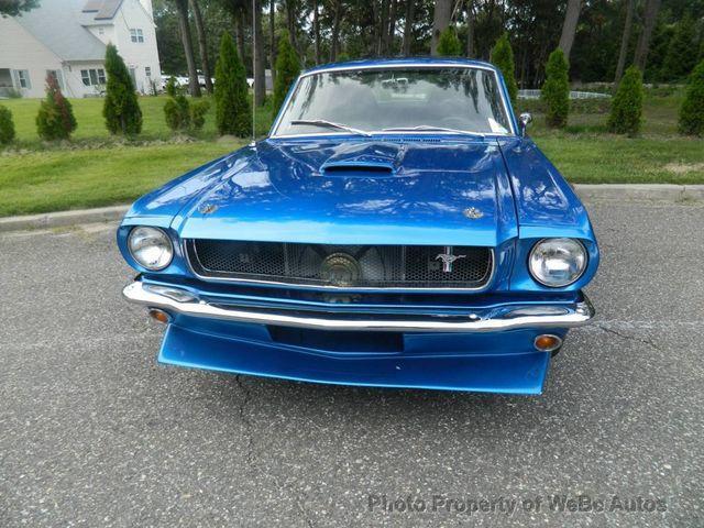 1965 Ford Mustang 10