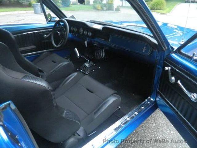 1965 Ford Mustang 15