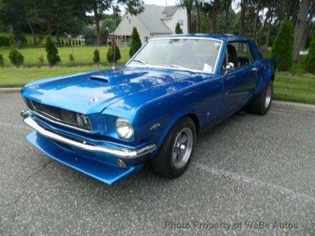 1965 Ford Mustang 2