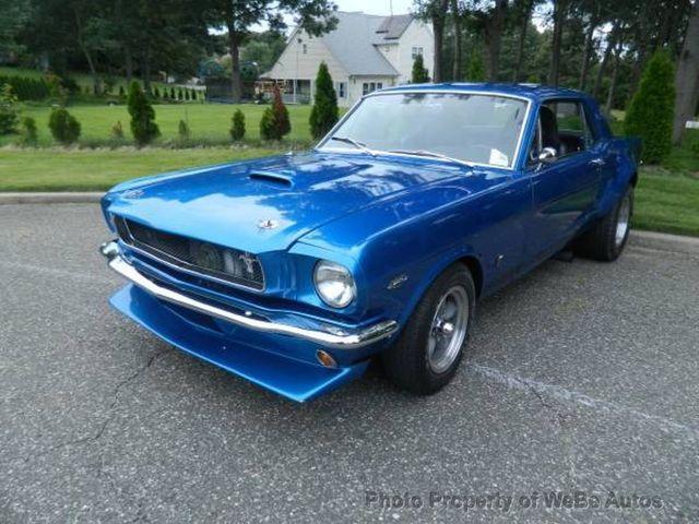 1965 Ford Mustang 4