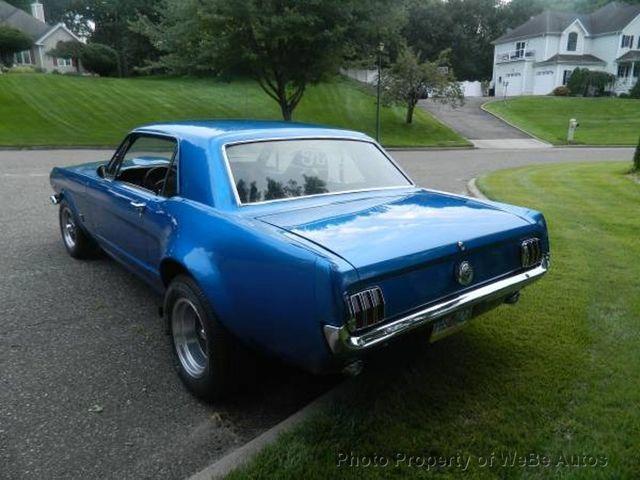 1965 Ford Mustang 6