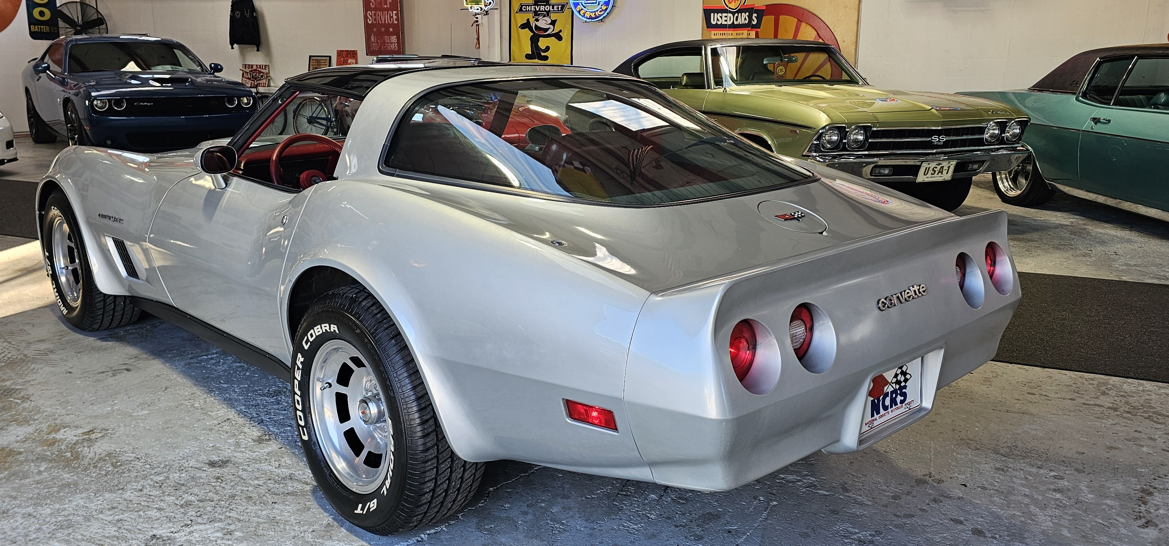 1982 CHEVROLET CORVETTE 4
