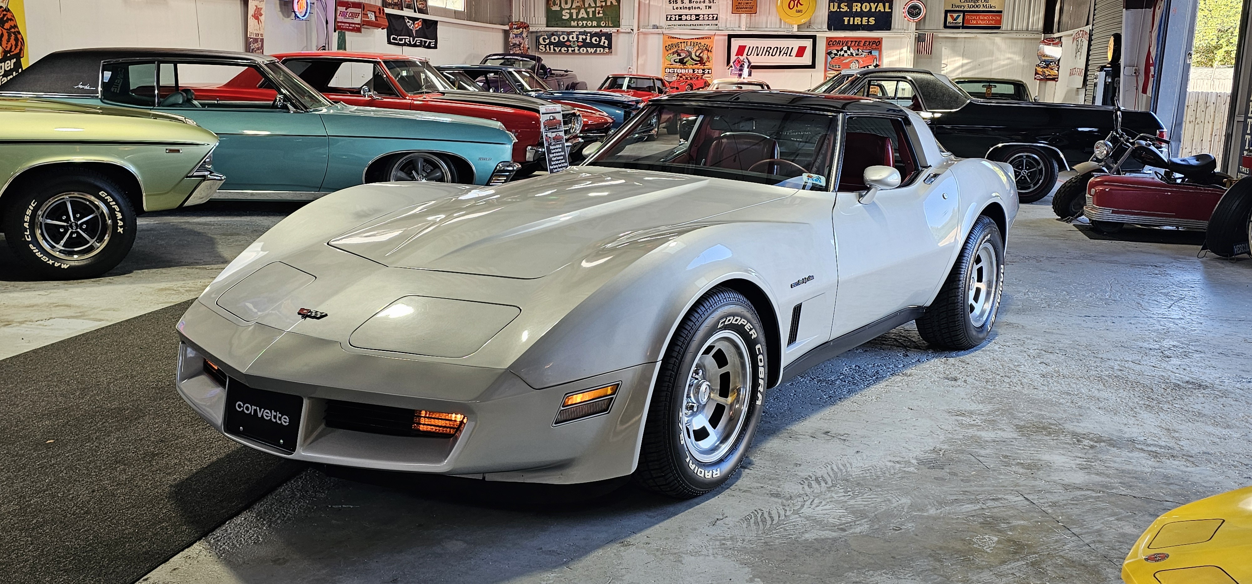1982 CHEVROLET CORVETTE 11